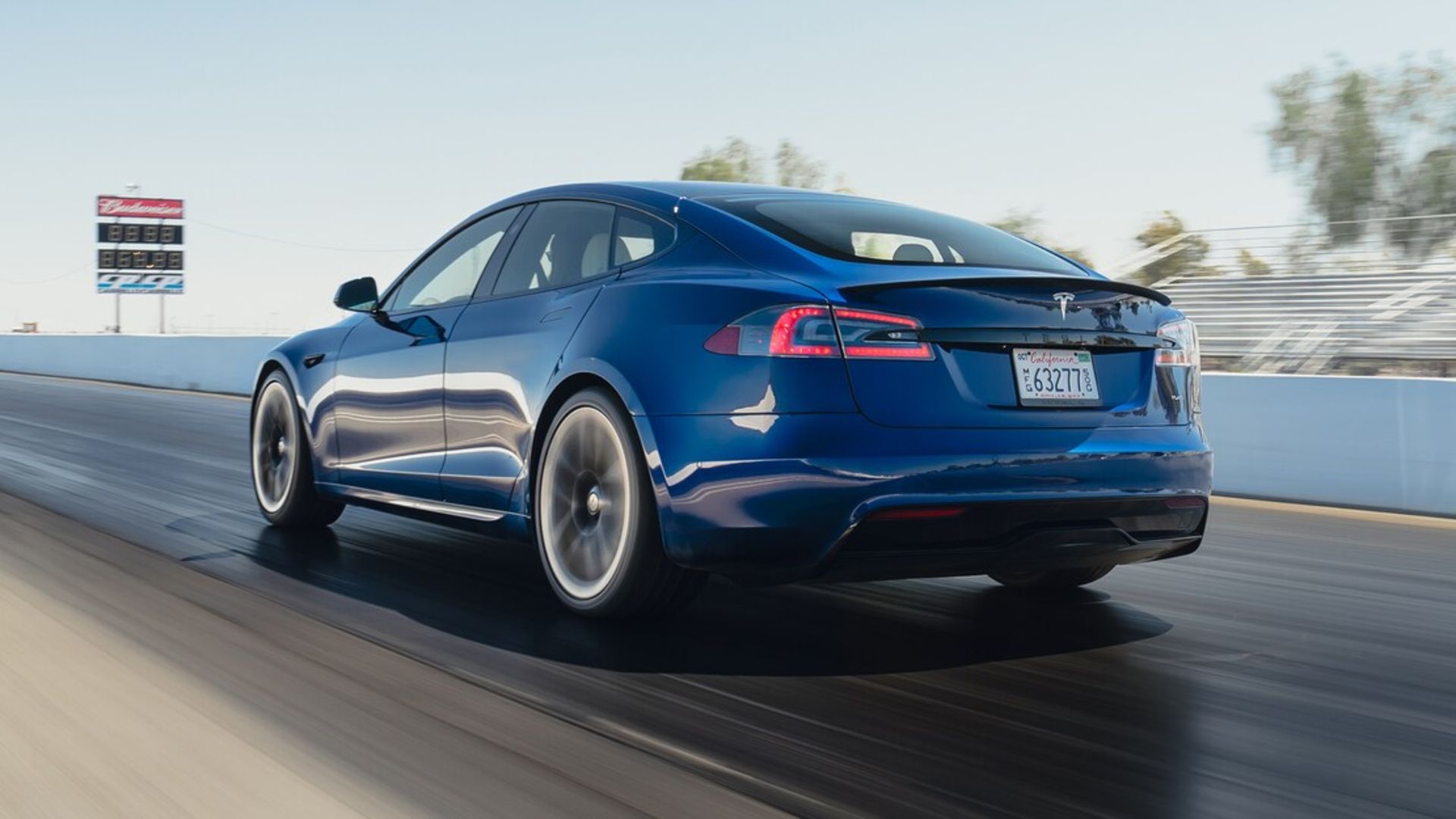 2021-Tesla-Model-S-Plaid-5
