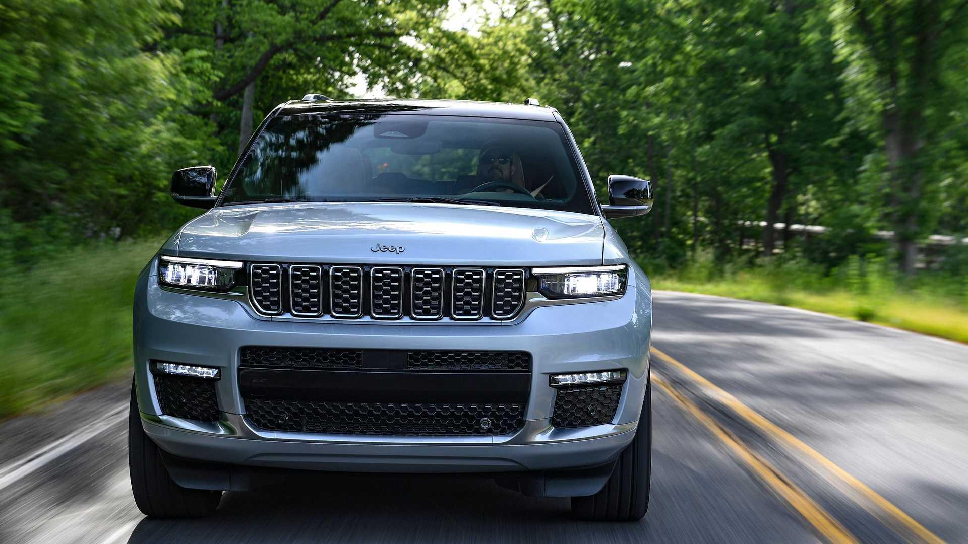 2021-jeep-grand-cherokee-l-03