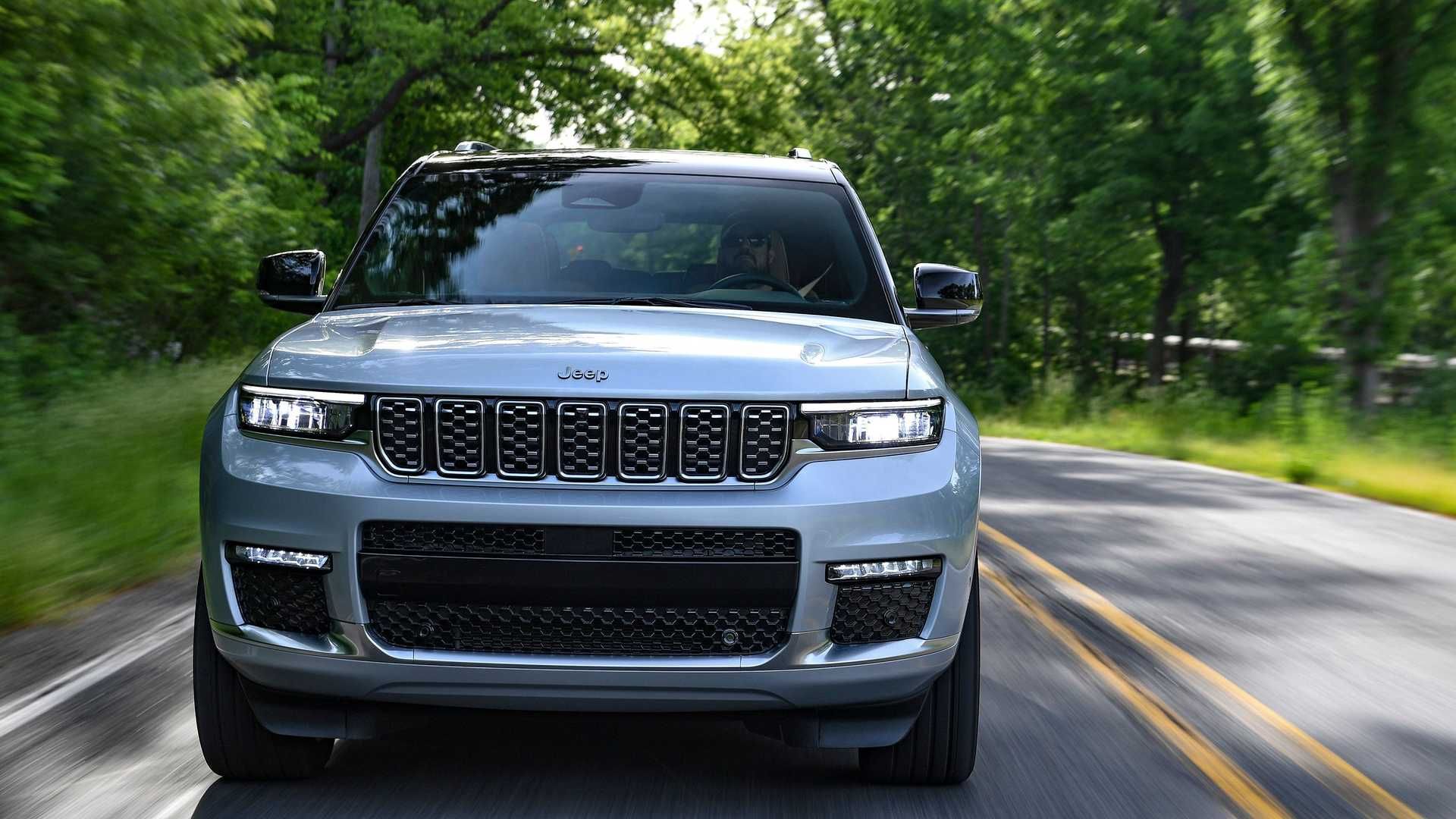2021-jeep-grand-cherokee-l-03