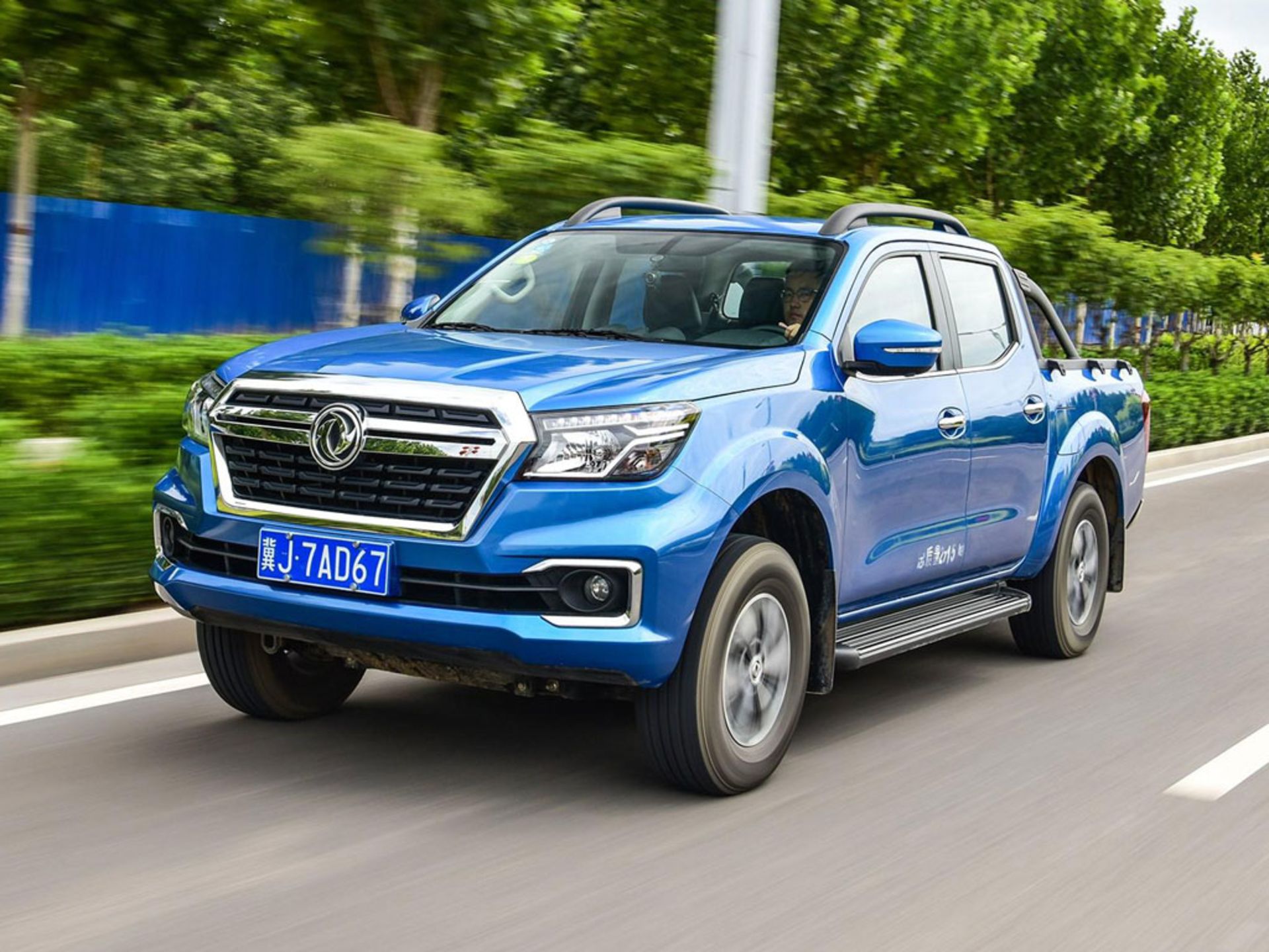 Dondfeng-Rich-1