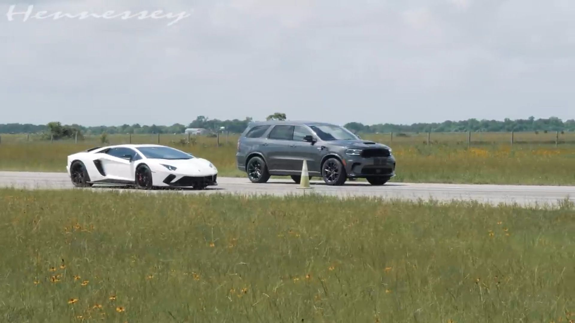 Lamborghini Aventador vs 1000 HP Dodge Durango DRAG RACE 06