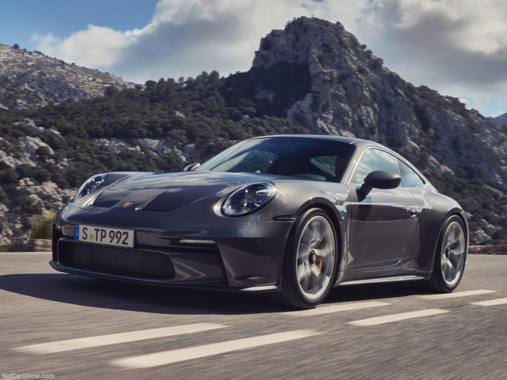 Porsche-911_GT3_Touring-2022-1024-01