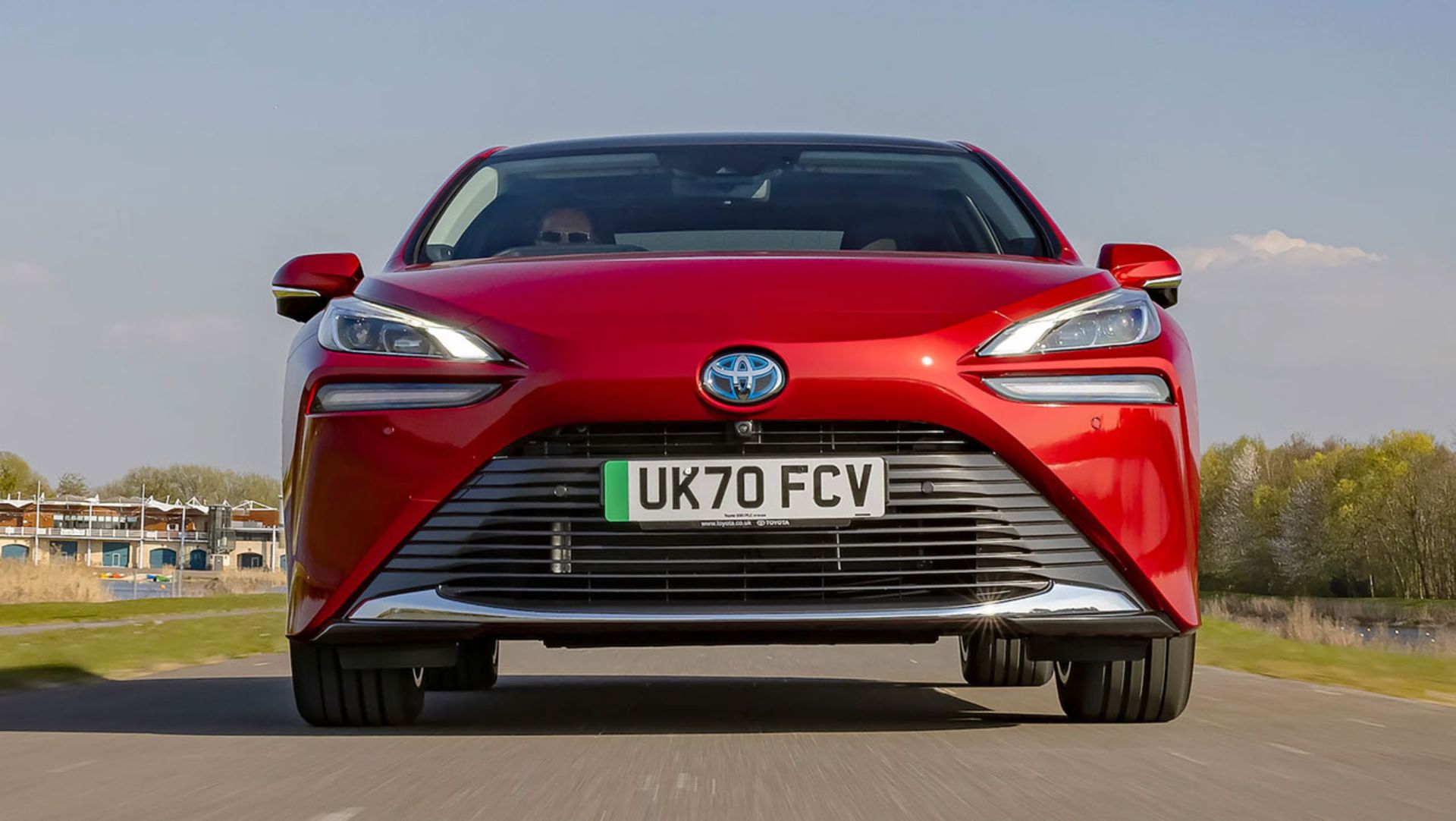 Toyota-Mirai-2021-UK-14