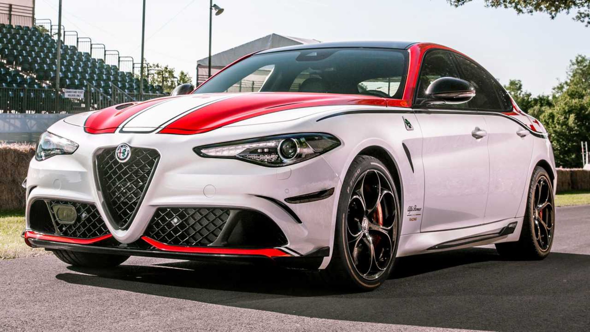 alfa-romeo-giulia-quadrifoglio-alfa-romeo-racing