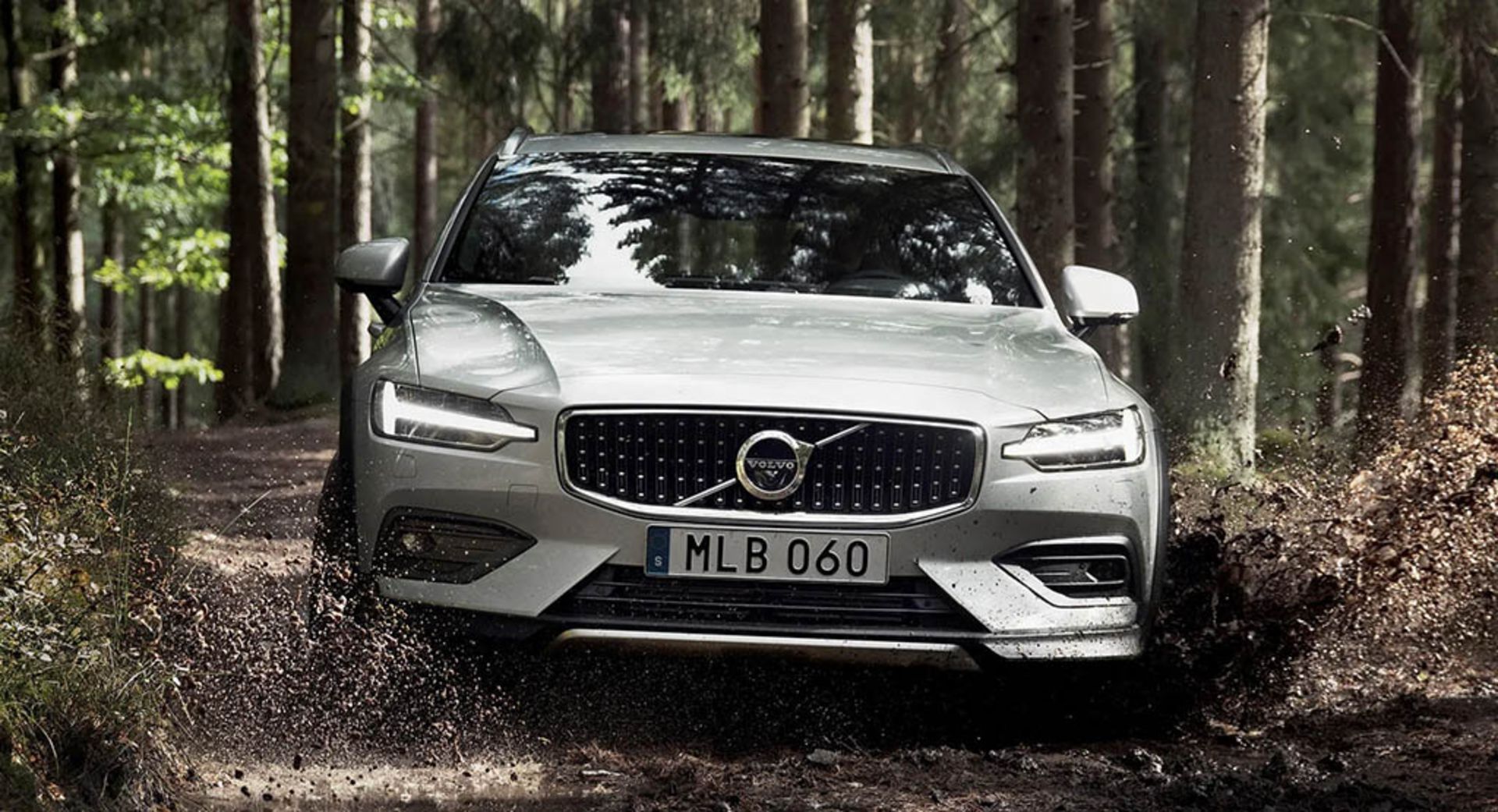 c60c4017-volvo-v60-cc-uk-pricing-specs-20