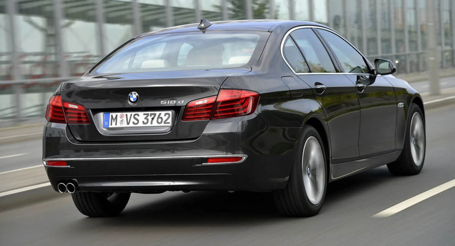 2014-BMW-518d-