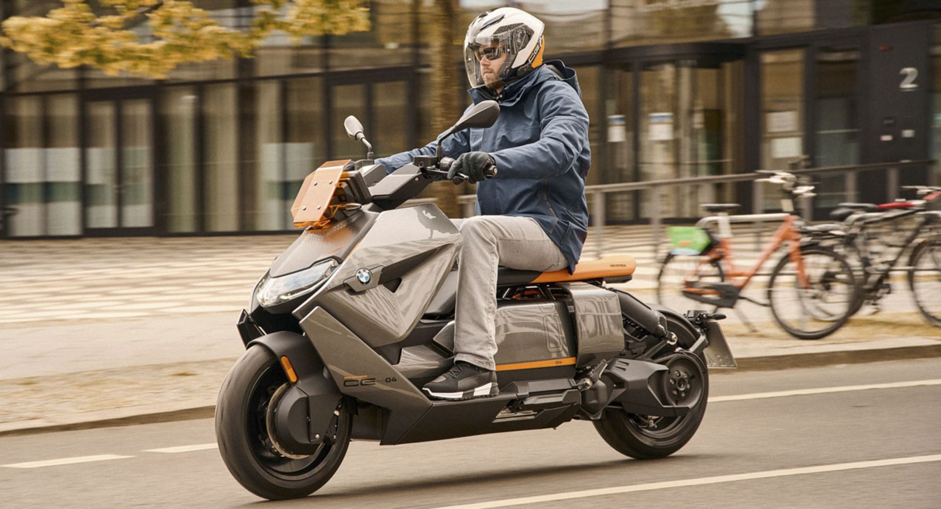 2022-BMW-CE-04-launch-1