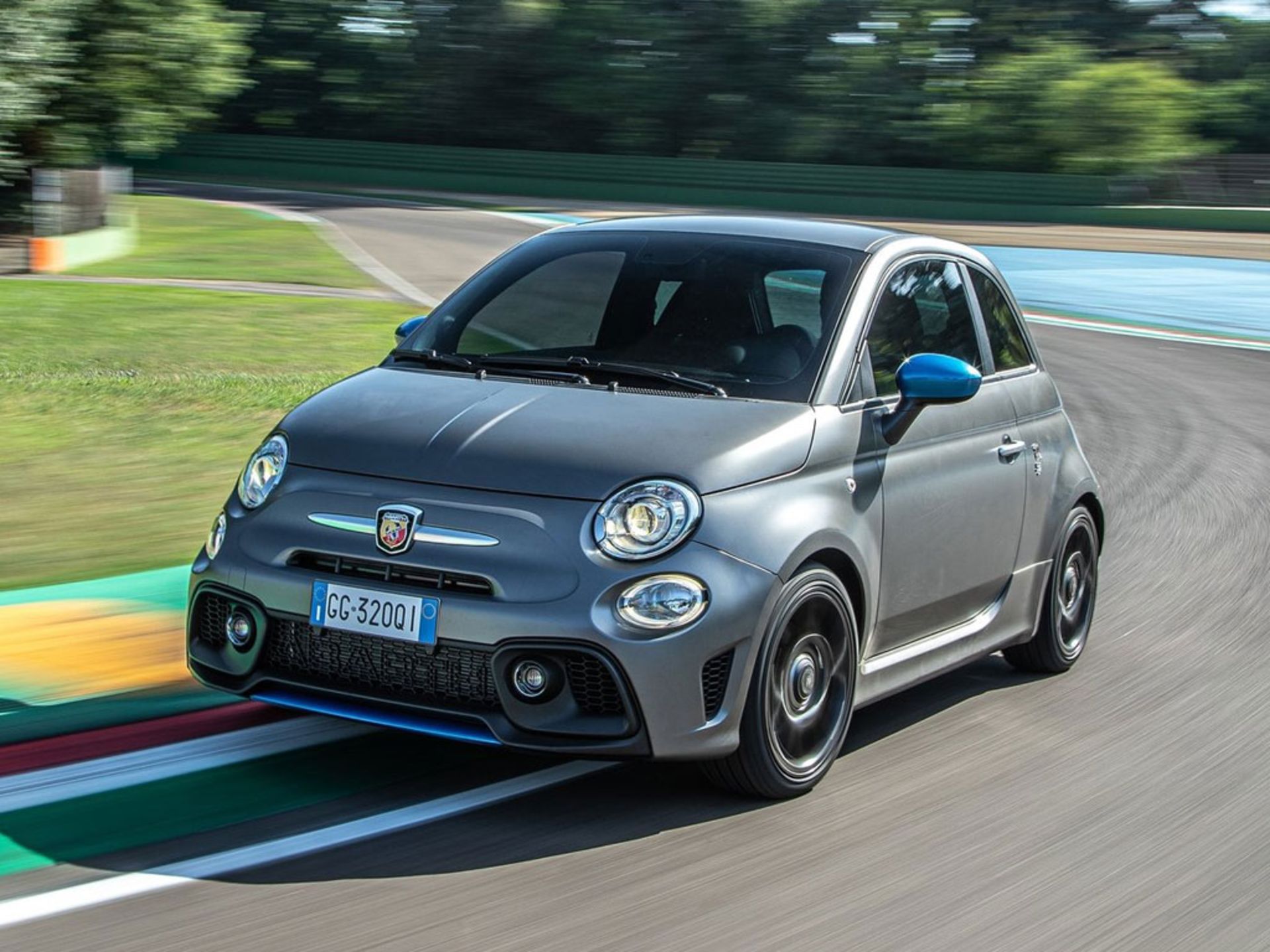 Fiat-F595_Abarth-2022-3