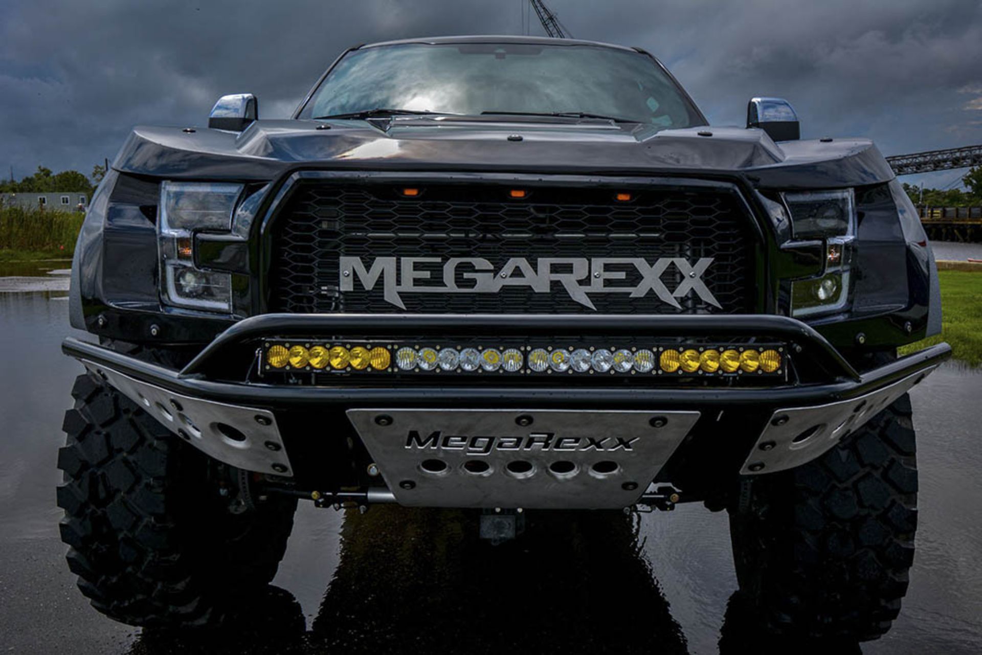 MegaRaptor-by-Megarexx-Trucks-11
