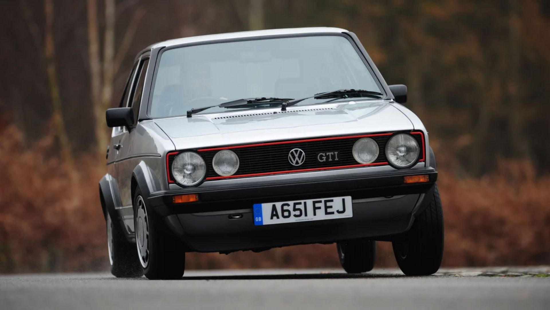Volkswagen-Golf-GTI--7