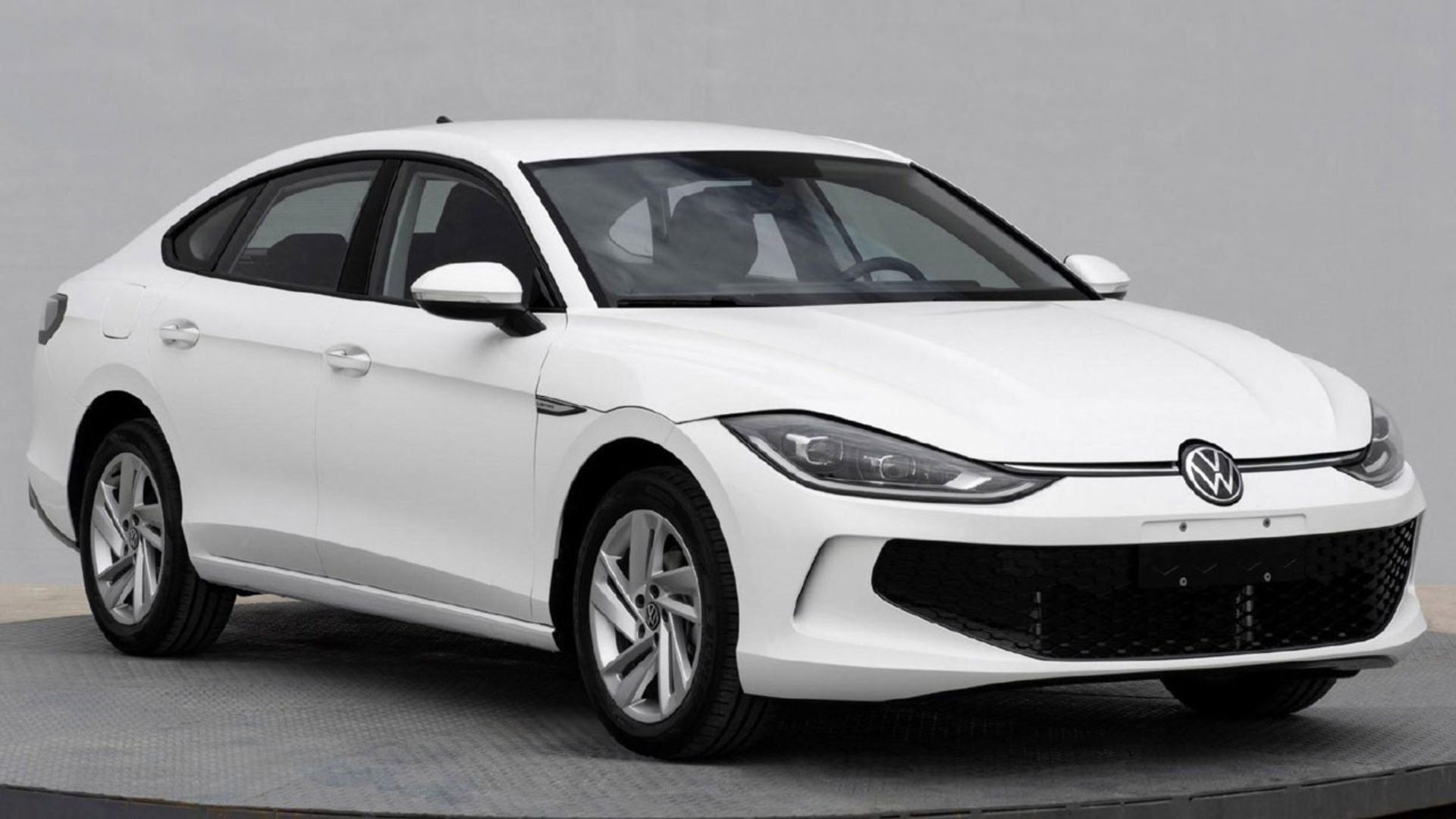 Volkswagen-Lamando-1