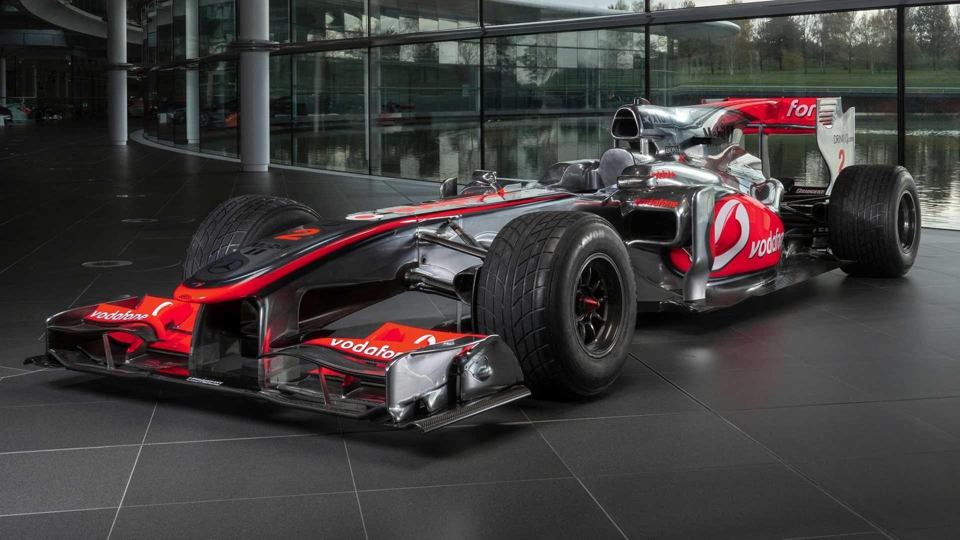 lewis-hamilton-s-mclaren-mp4-25a