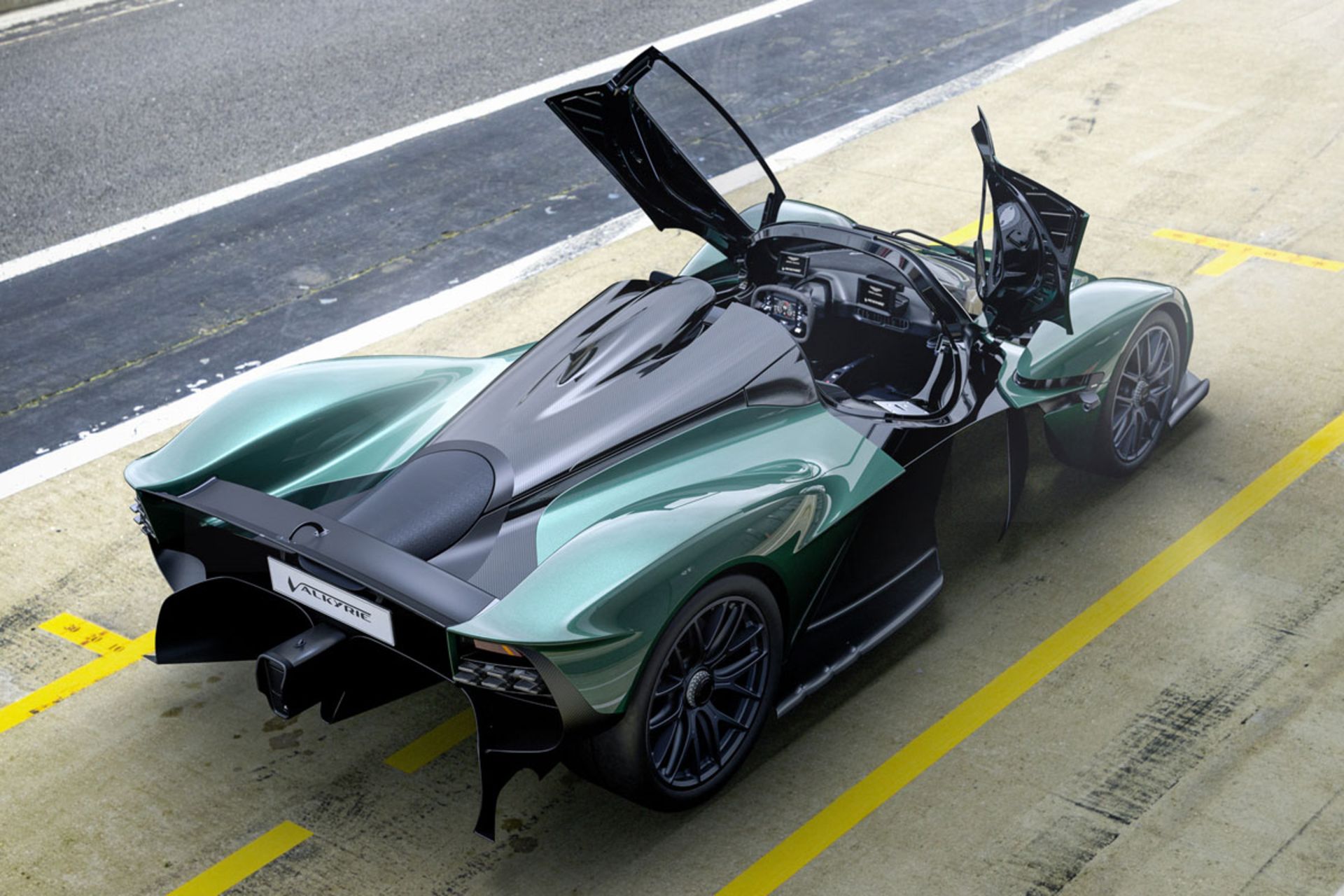Aston_Martin-Valkyrie_Spid