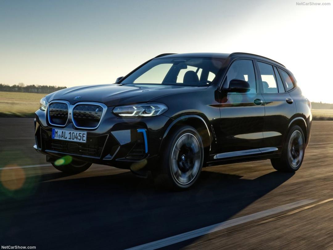 BMW-iX3-2022-1024-0b