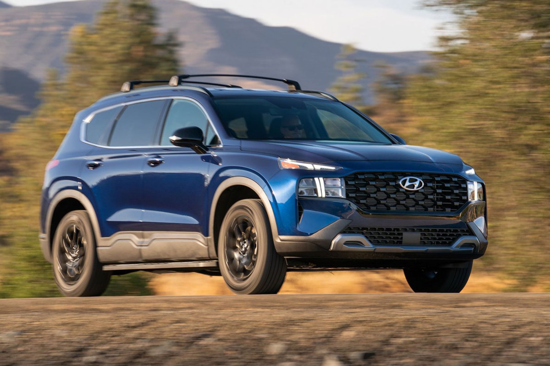 Hyundai-Santa-Fe-XRT-1