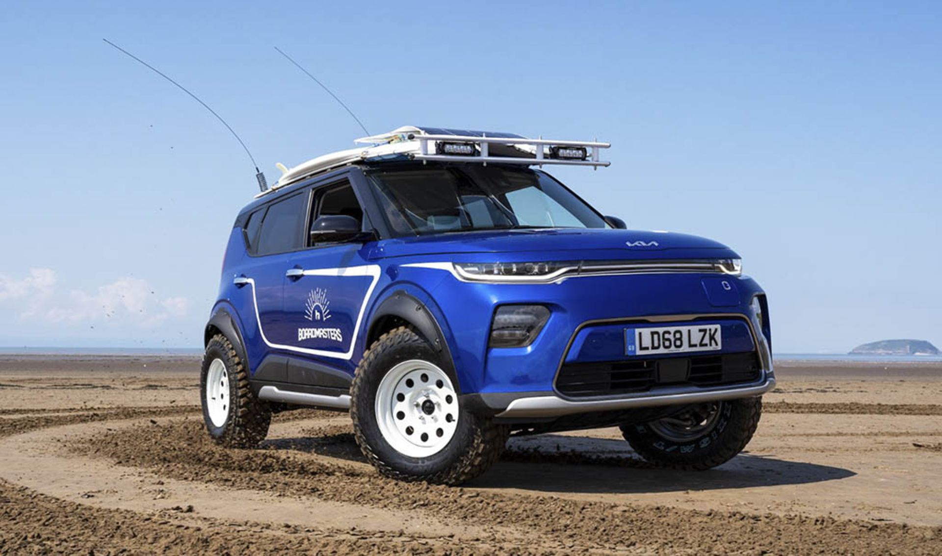 Kia-Soul-EV-Boardmasters-Edition-12
