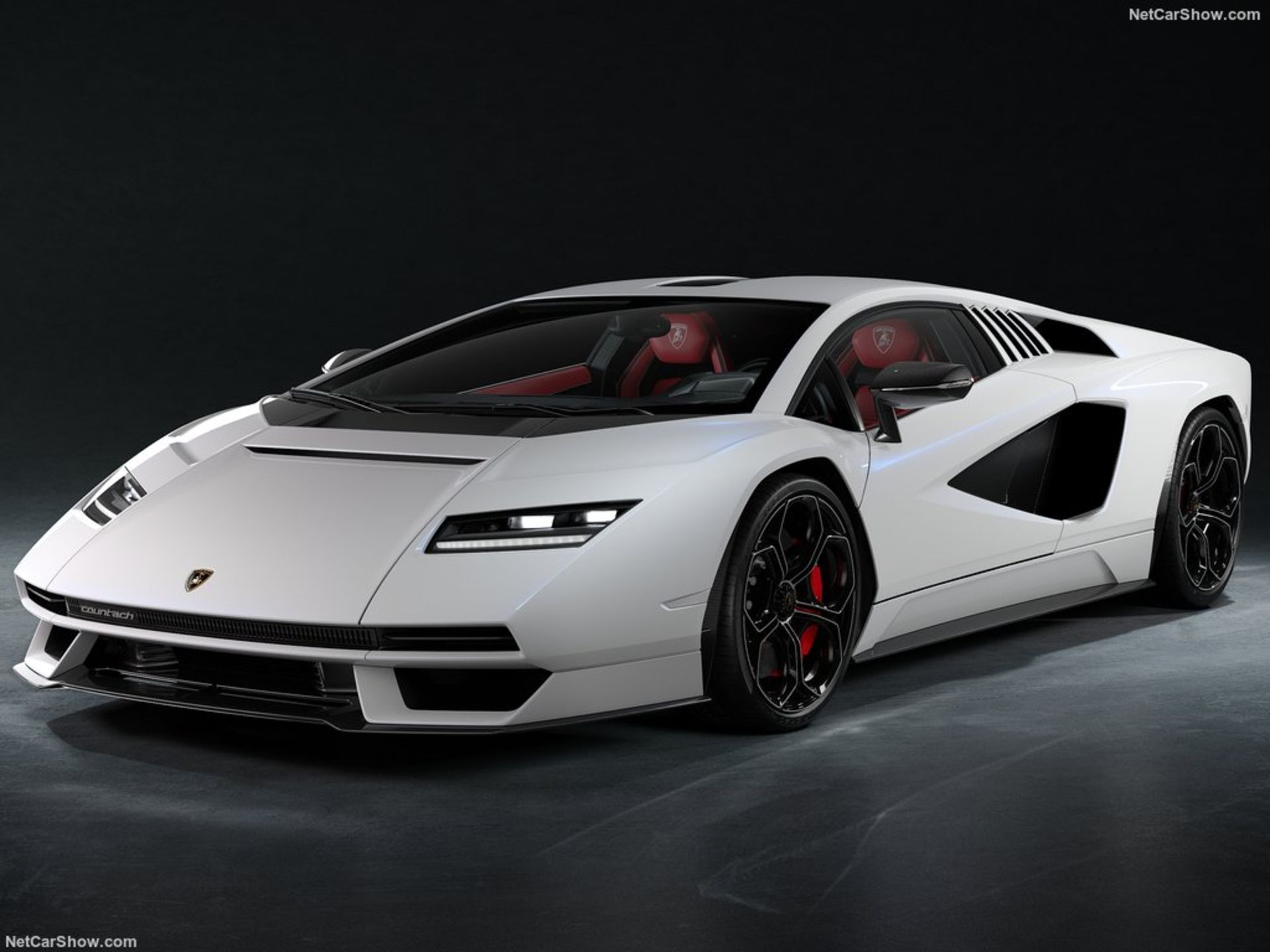 Lamborghini-Countach_LPI_800-4-2022-1024-22