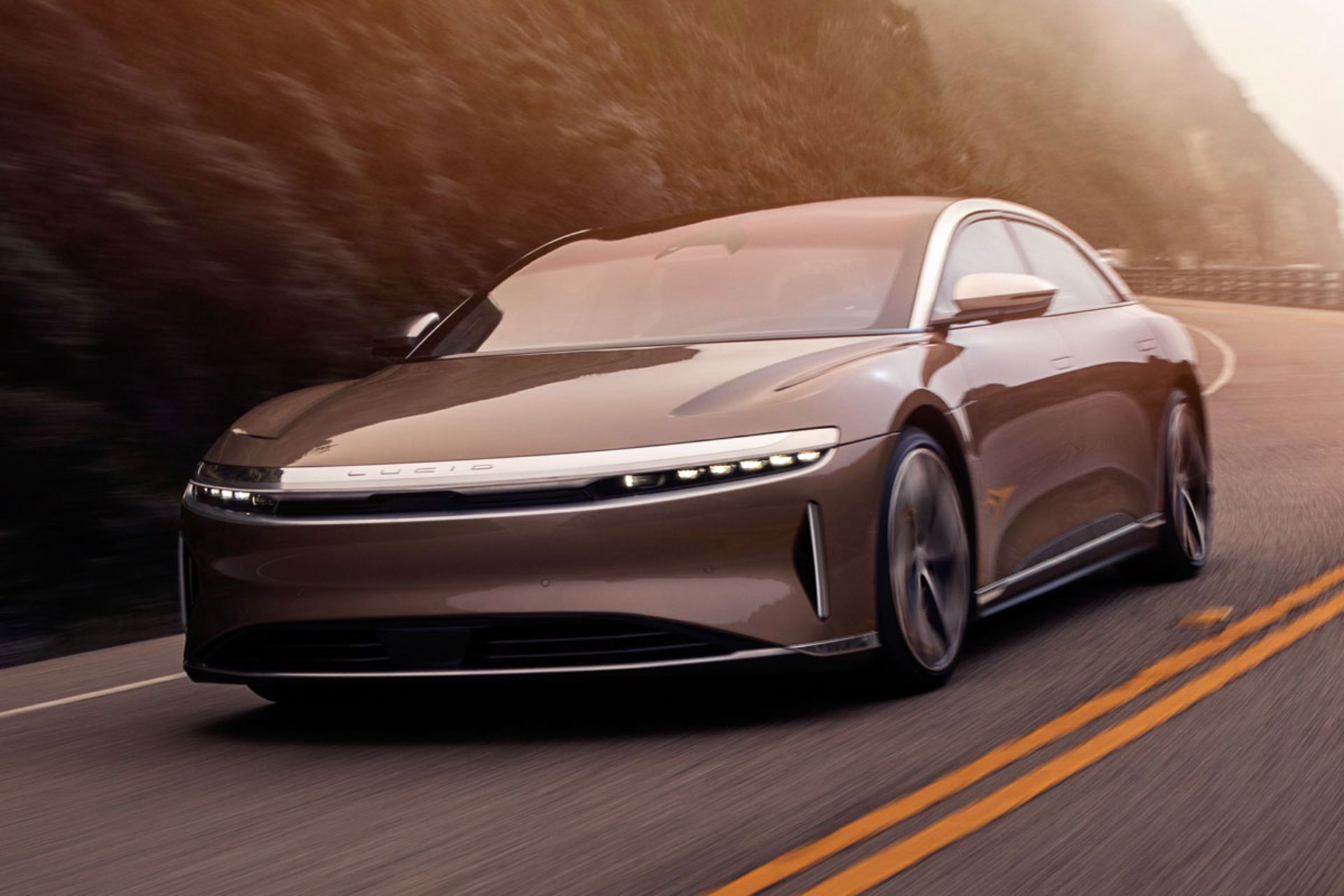 Lucid-Air-1