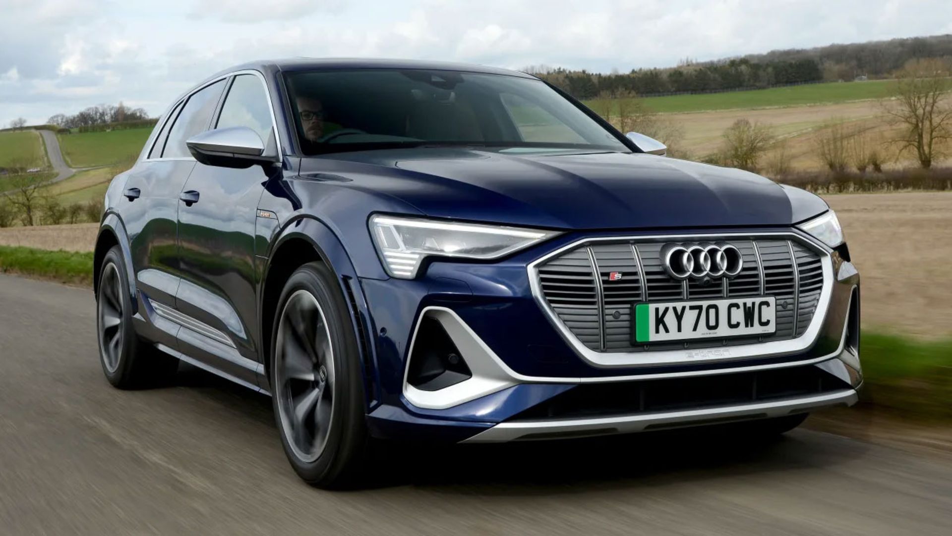 New-Audi-e-tron-S-SUV-23