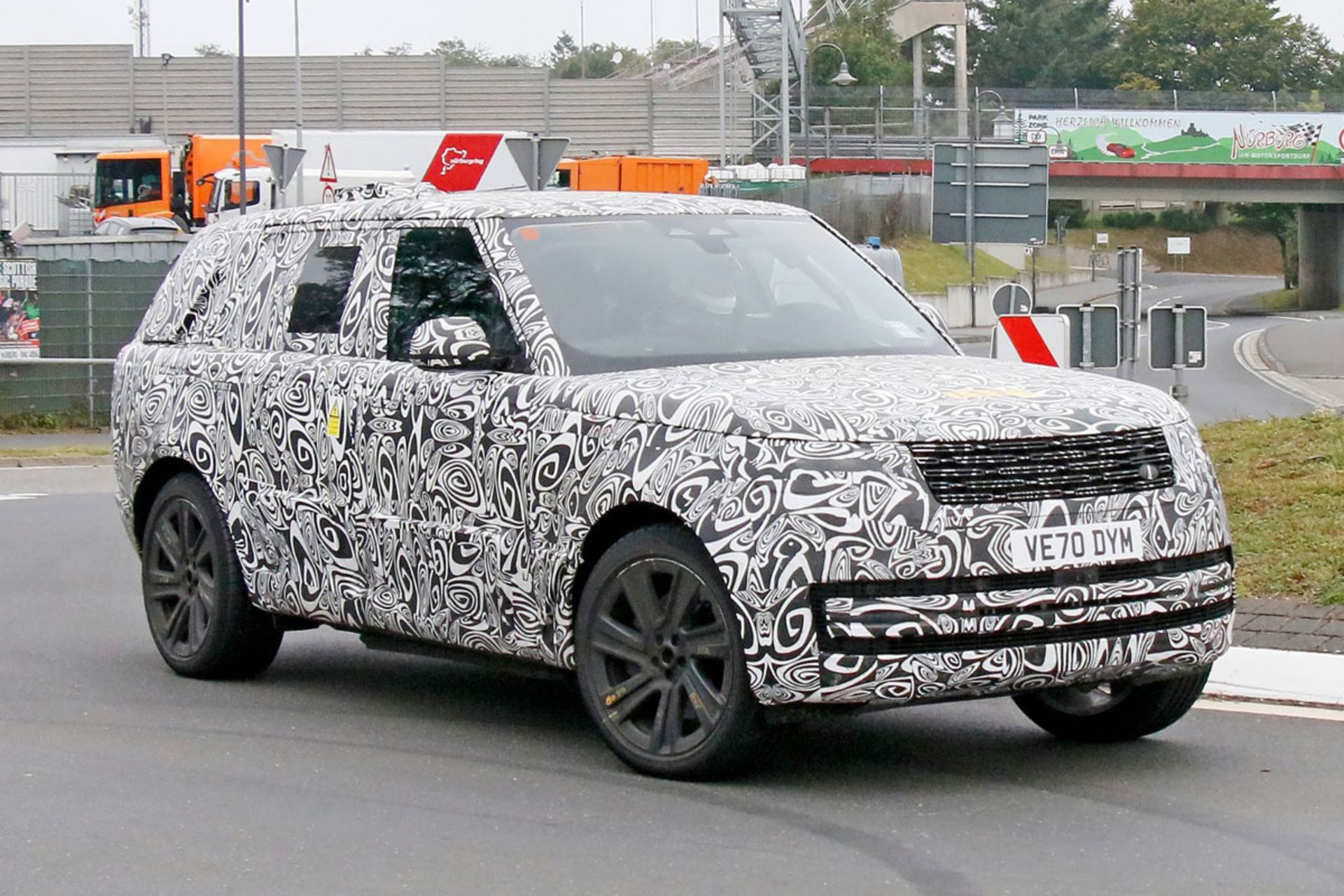 Range-Rover-1