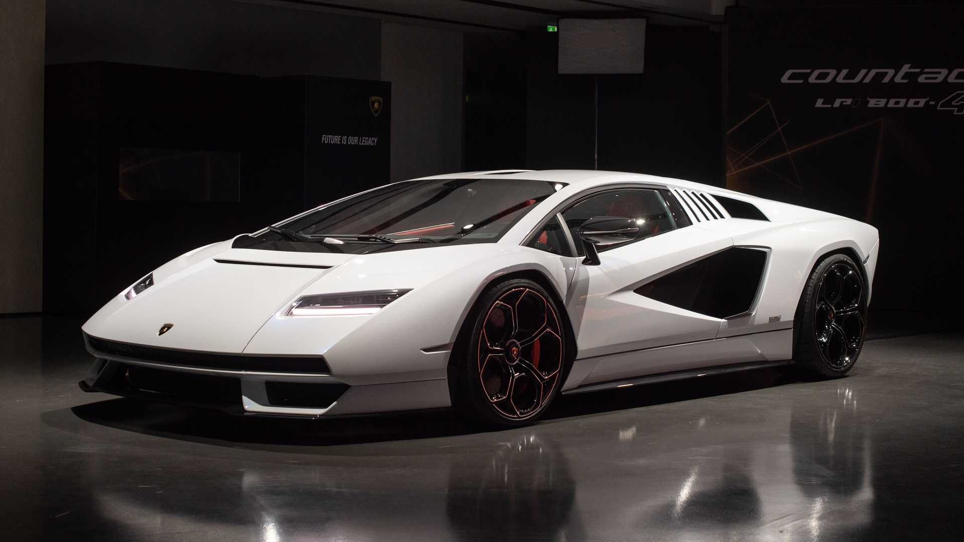 lamborghini-countach-lpi-800-4