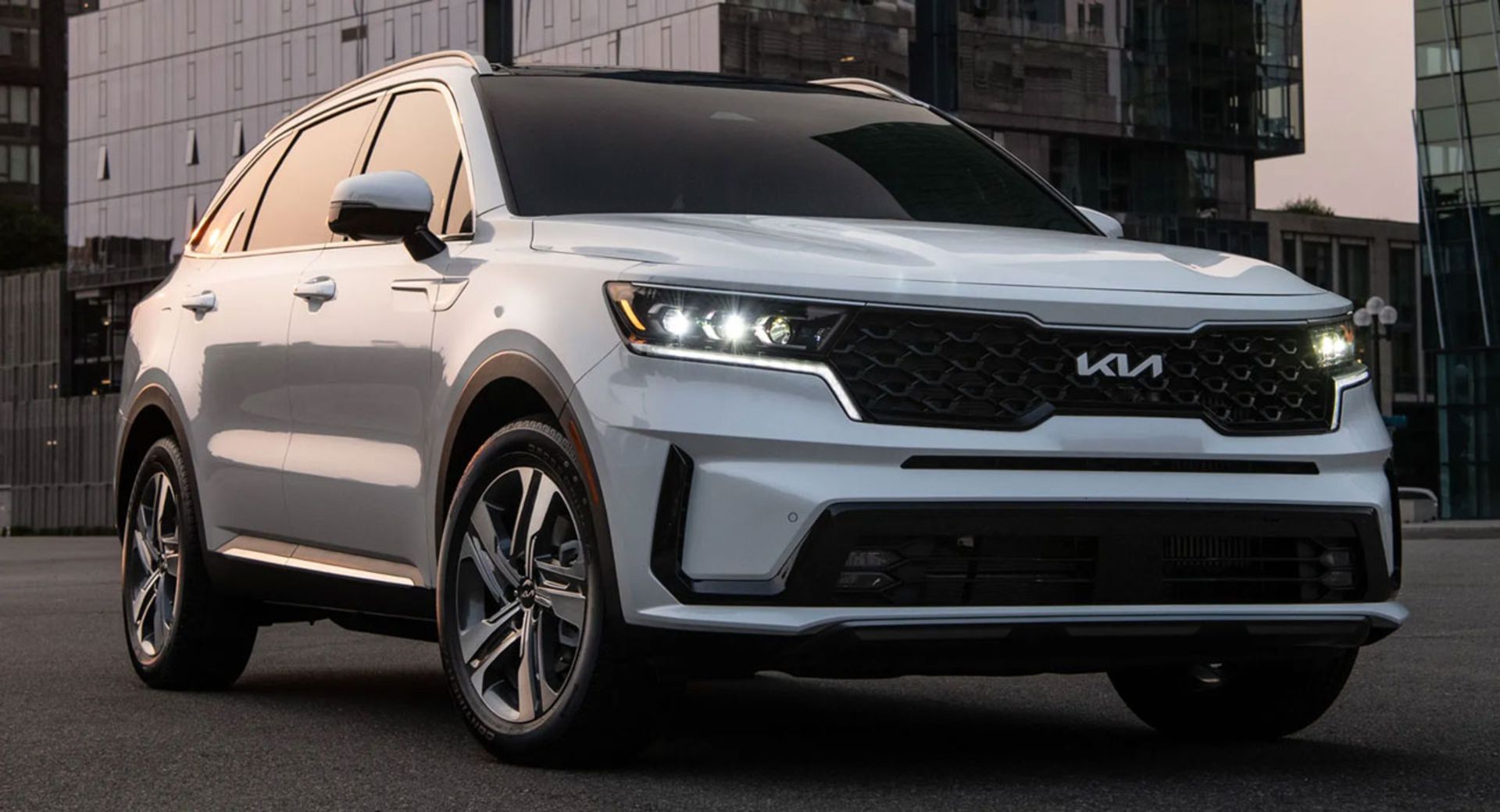 2022-Kia-Sorento-Plug-In-Hy
