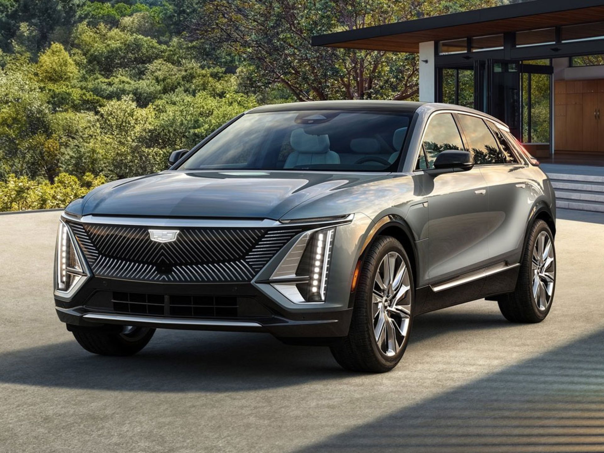 Cadillac-Lyriq-2023-1600-03