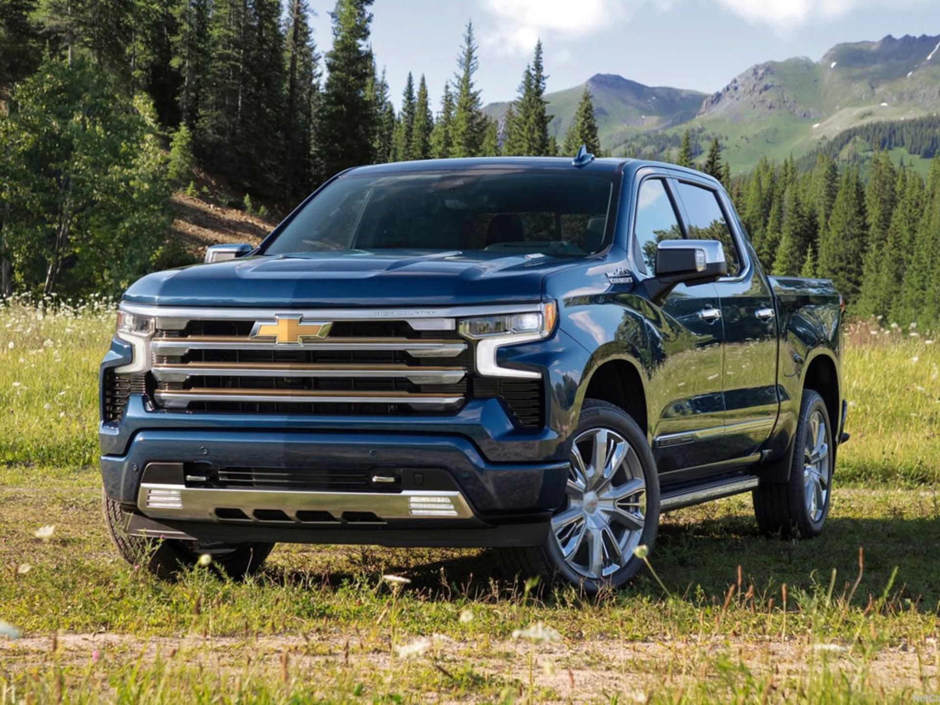 Chevrolet-Silverado-2022-12