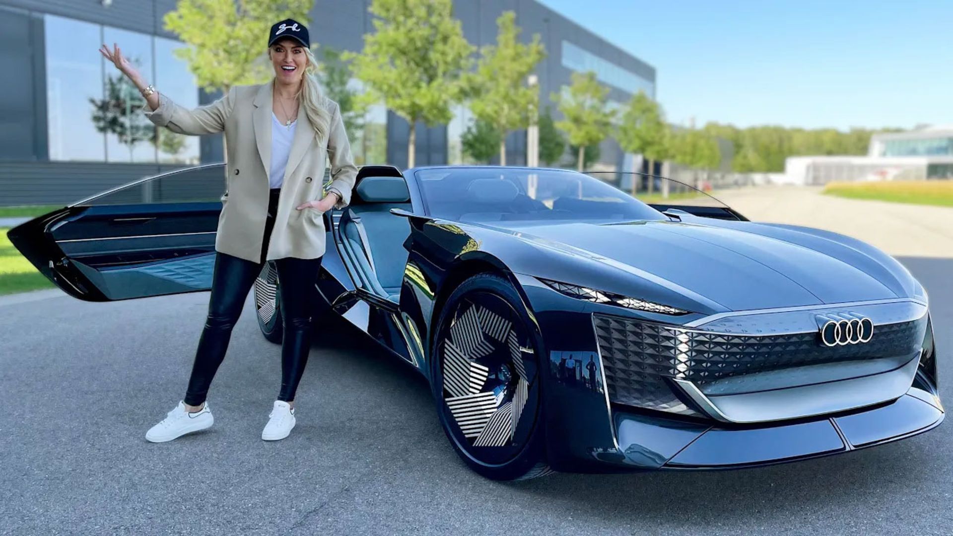 Supercar-Blondie-Goes-For-A-Ride-In-The-Audi-Skysphere