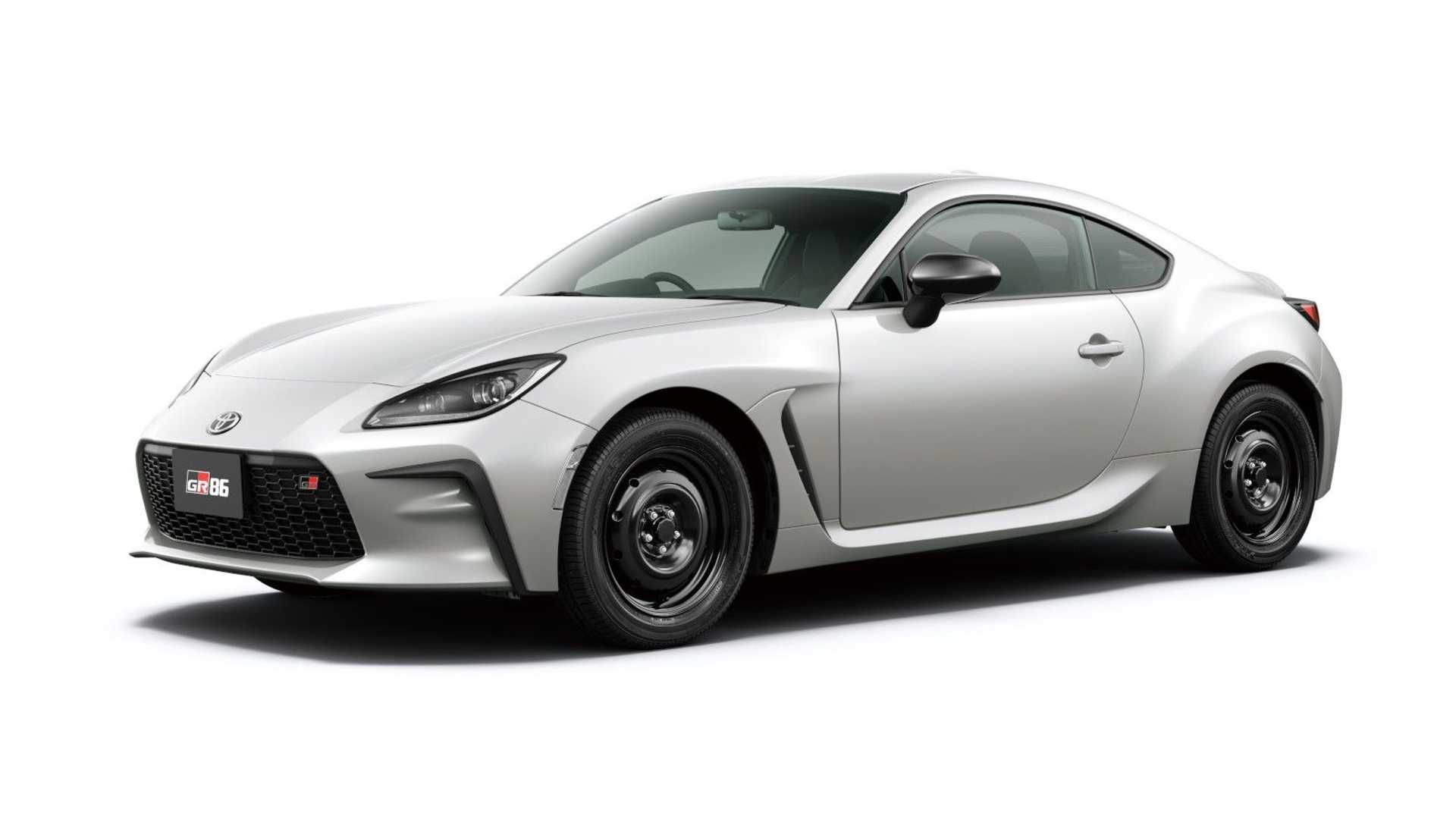 2022-toyota-gr86-base-model-in-japan-rides-on-steel-wheels-1
