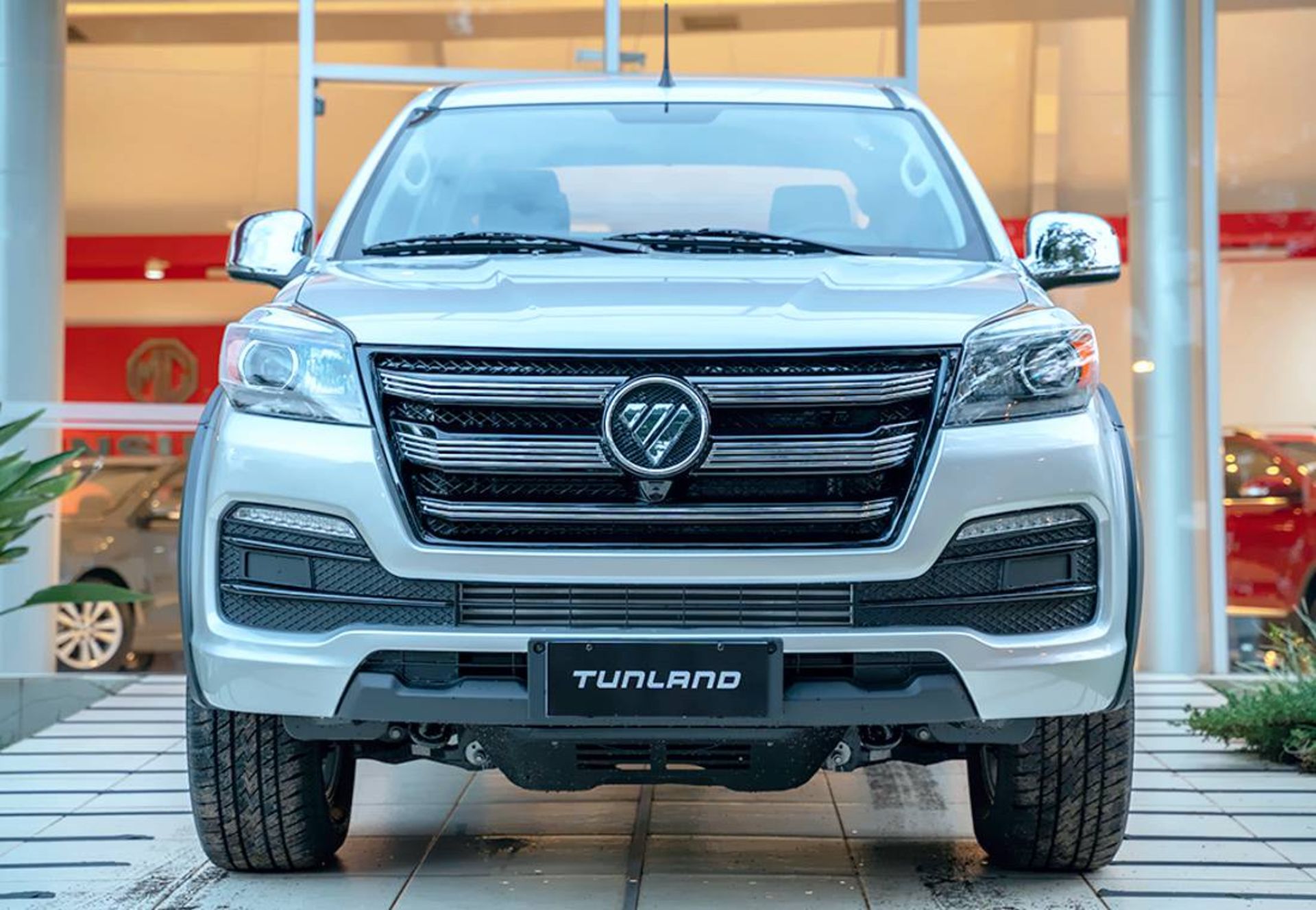 FOTON-TUNLAND-02