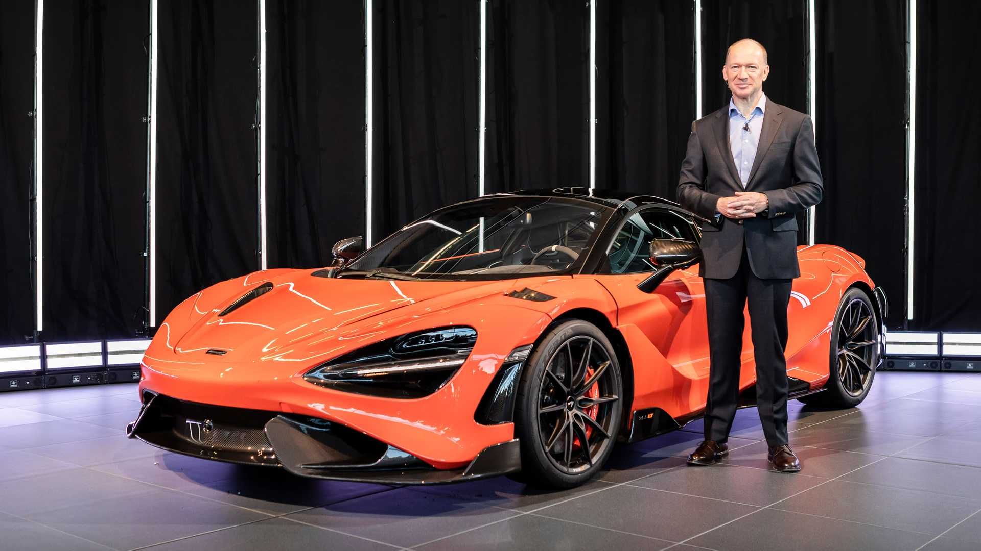mike-flewitt-ceo-mclaren-automotive-with-765lt