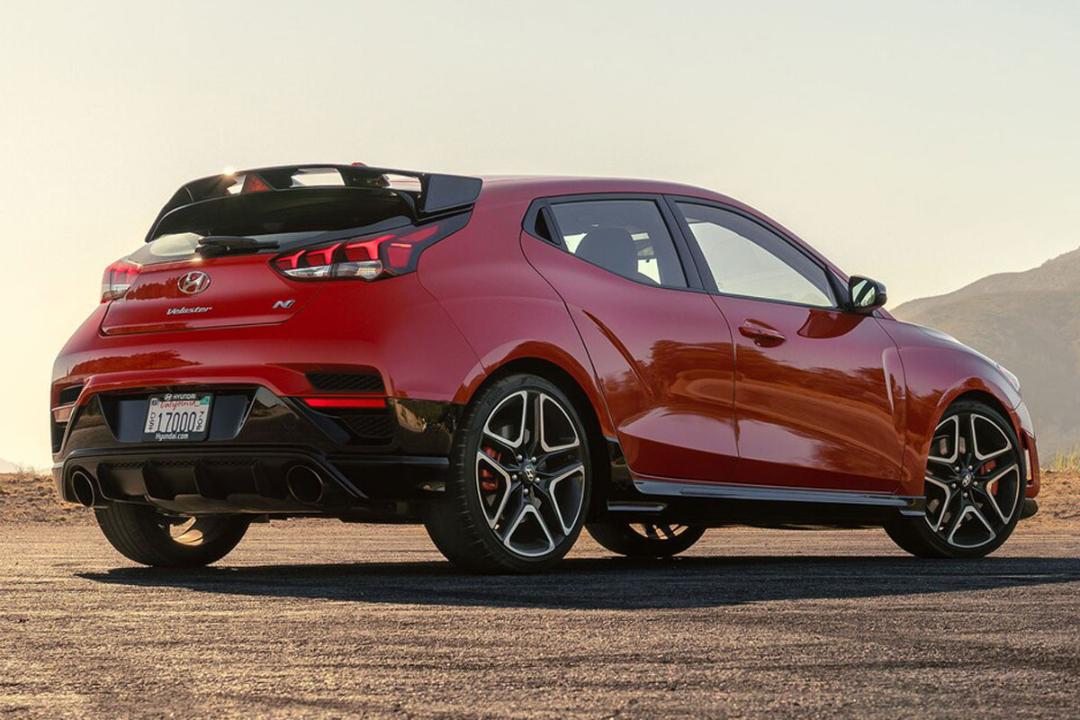 2.Hyundai-Veloster-N