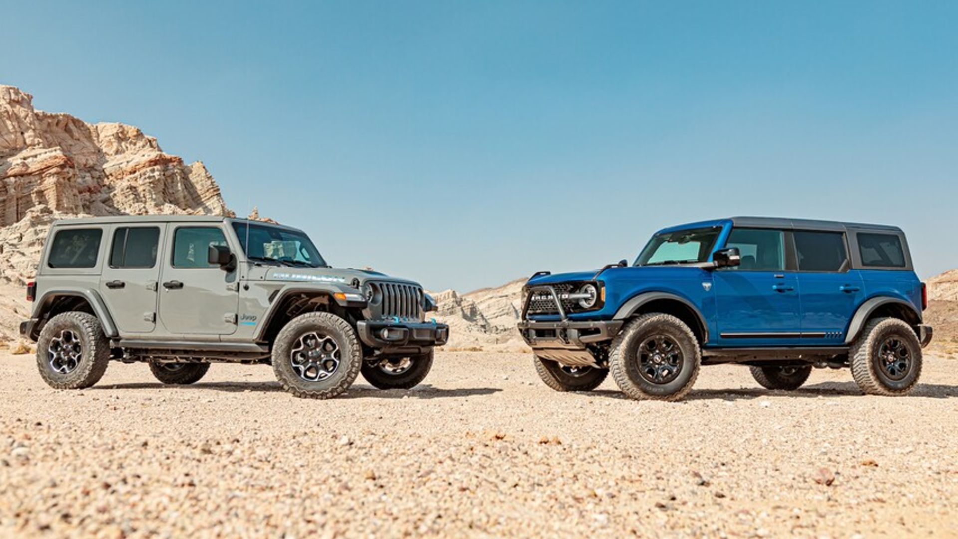 2021-Jeep-Wrangler-Unlimited-Rubicon-4xe-19-1