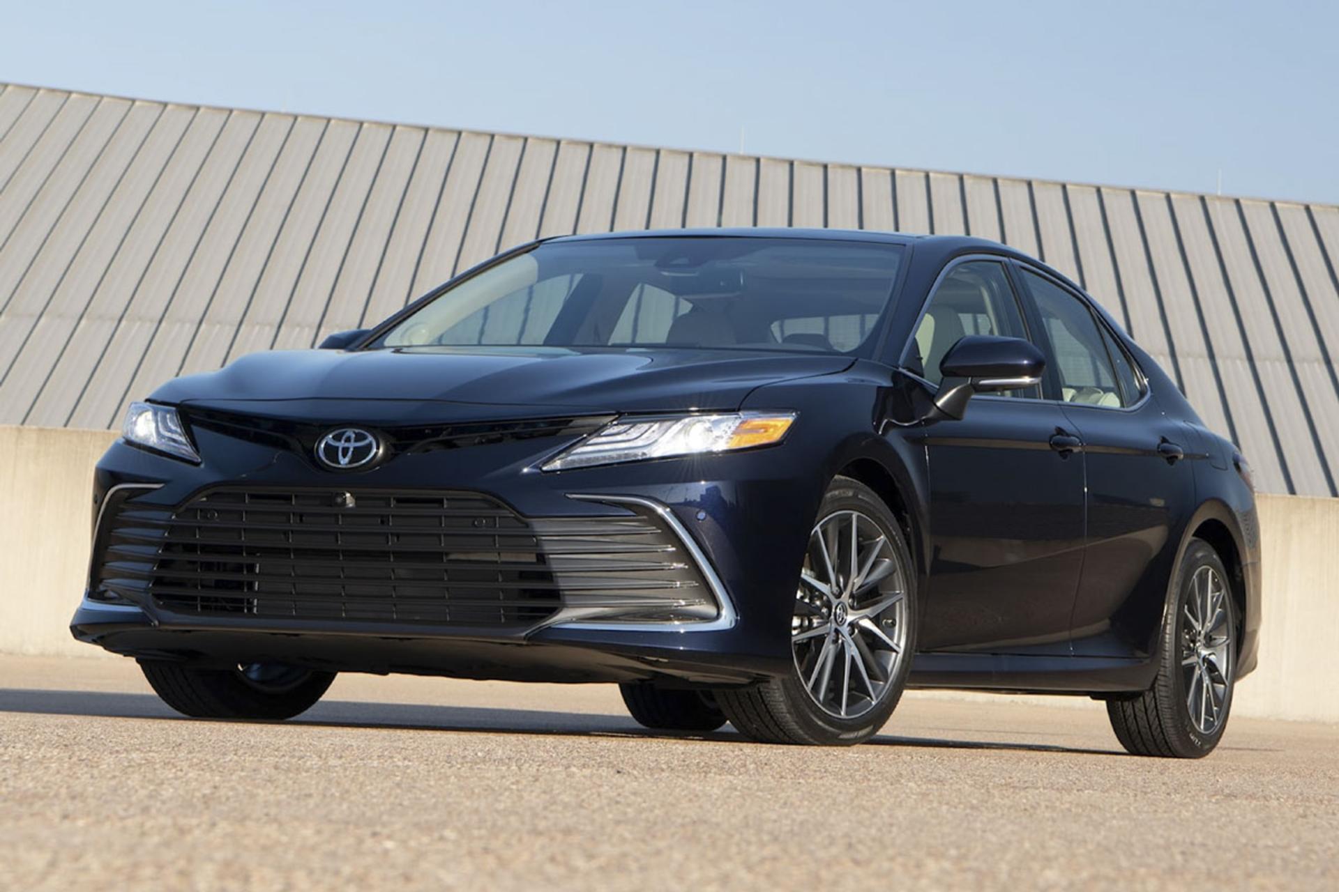 2022-toyota-camry-4