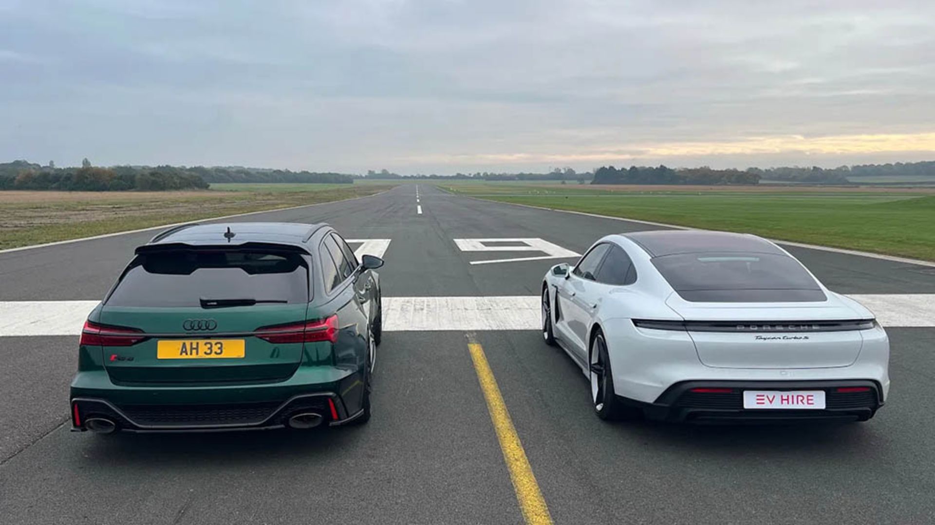 AUDI RS6 VS PORSCHE TAYCAN TURBO S