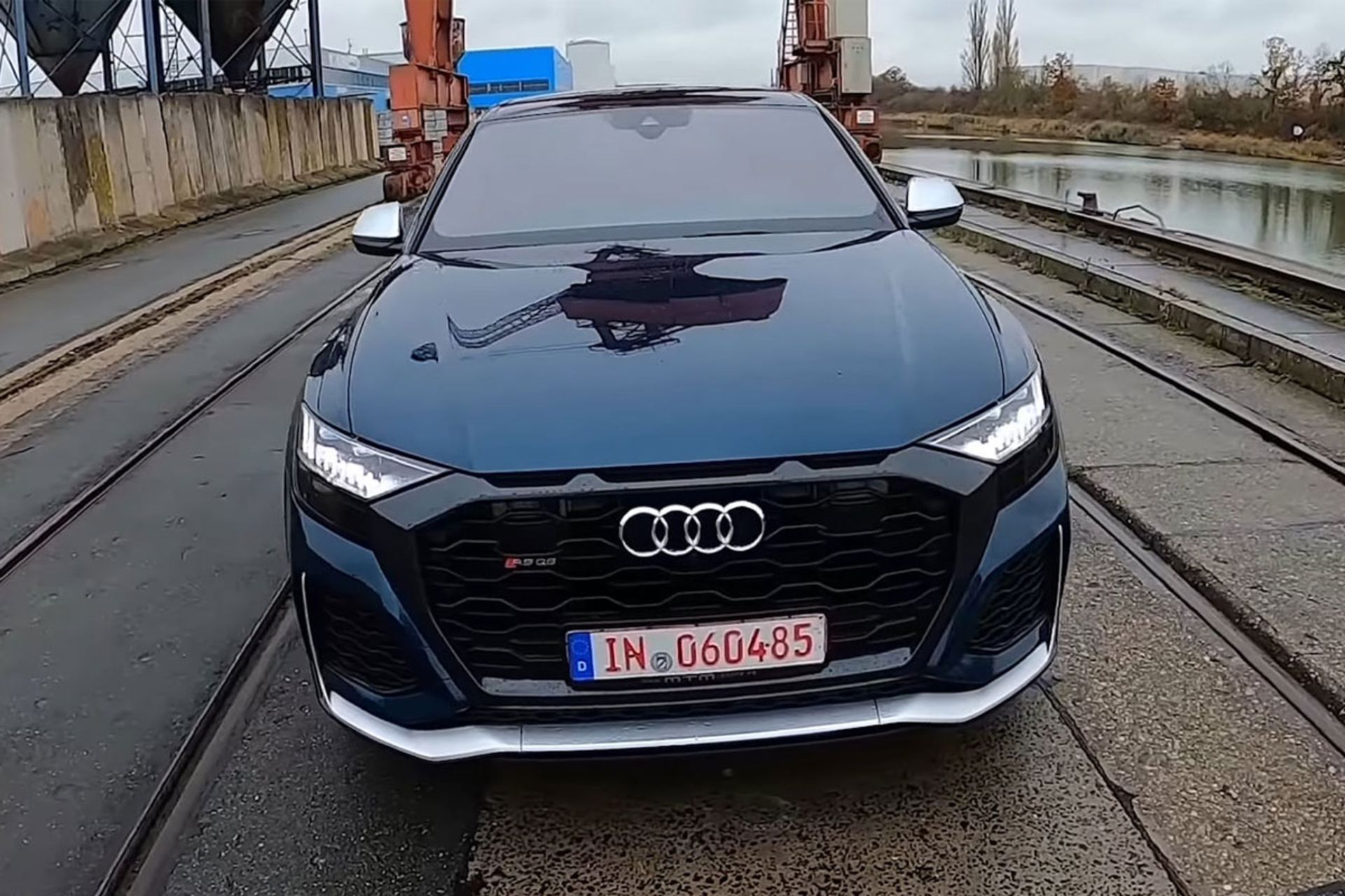 Audi-RS-Q8-4