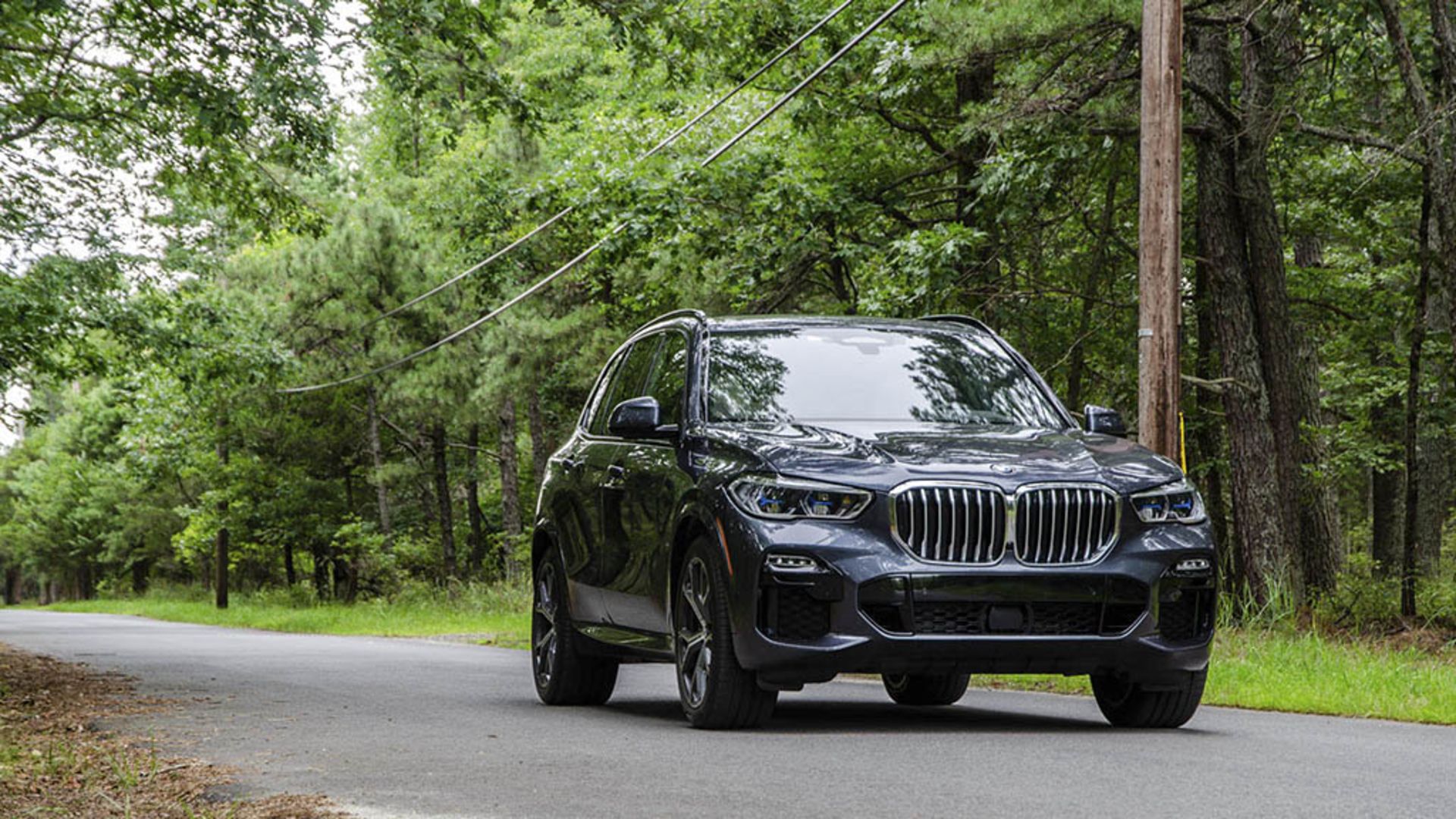 BMW-X5-xDrive45e-3-of-29