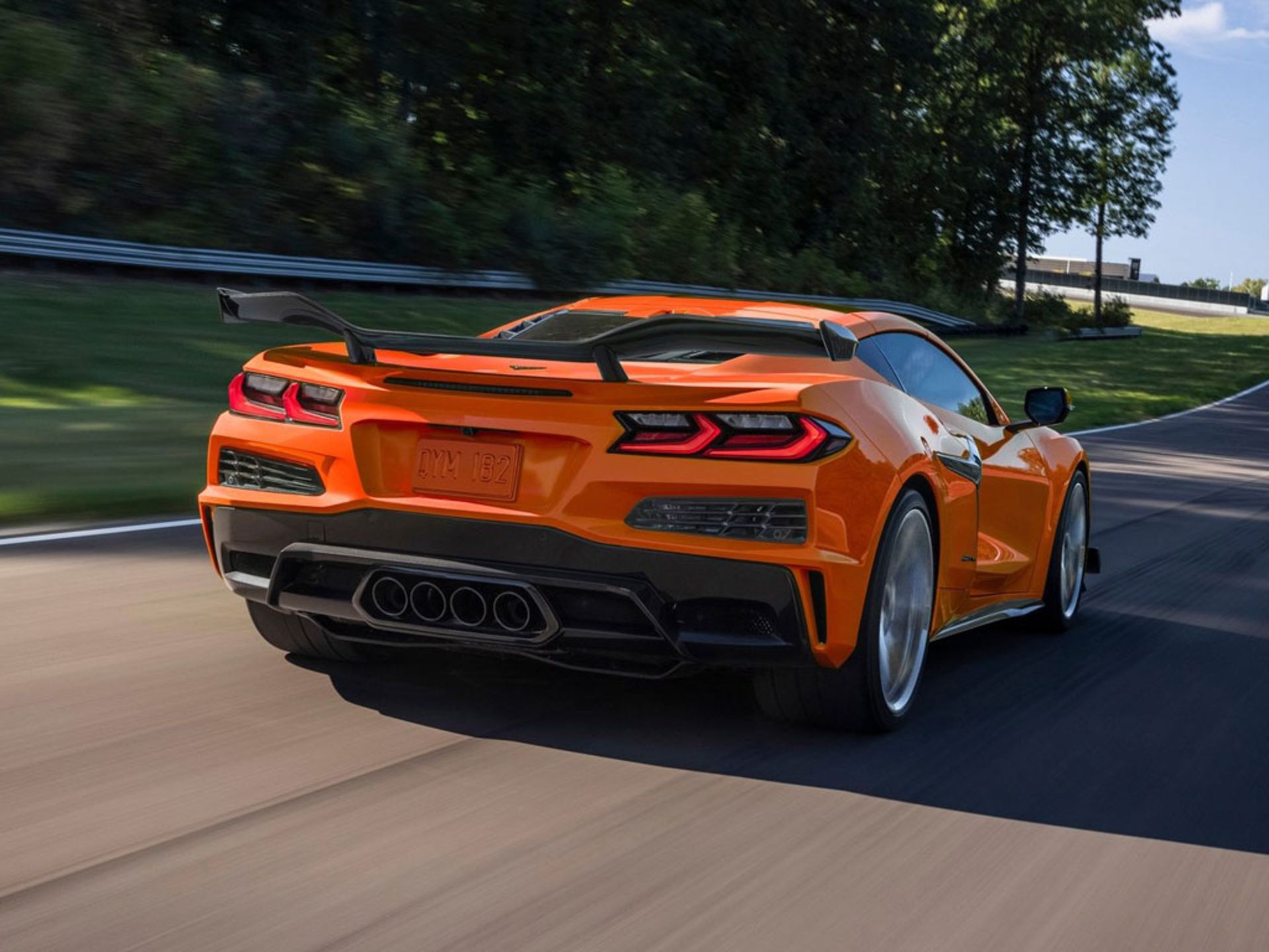 Chevrolet-Corvette_Z06-2023