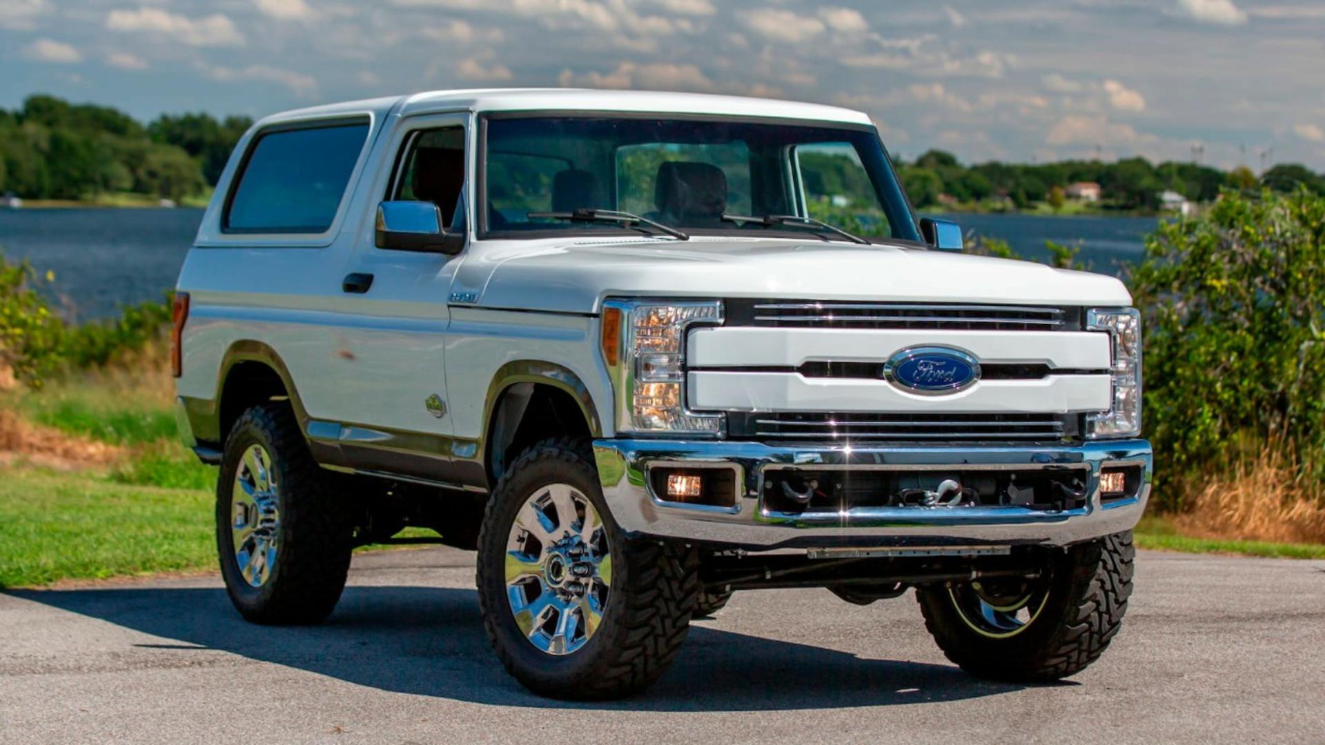 Custom-Bronco-1