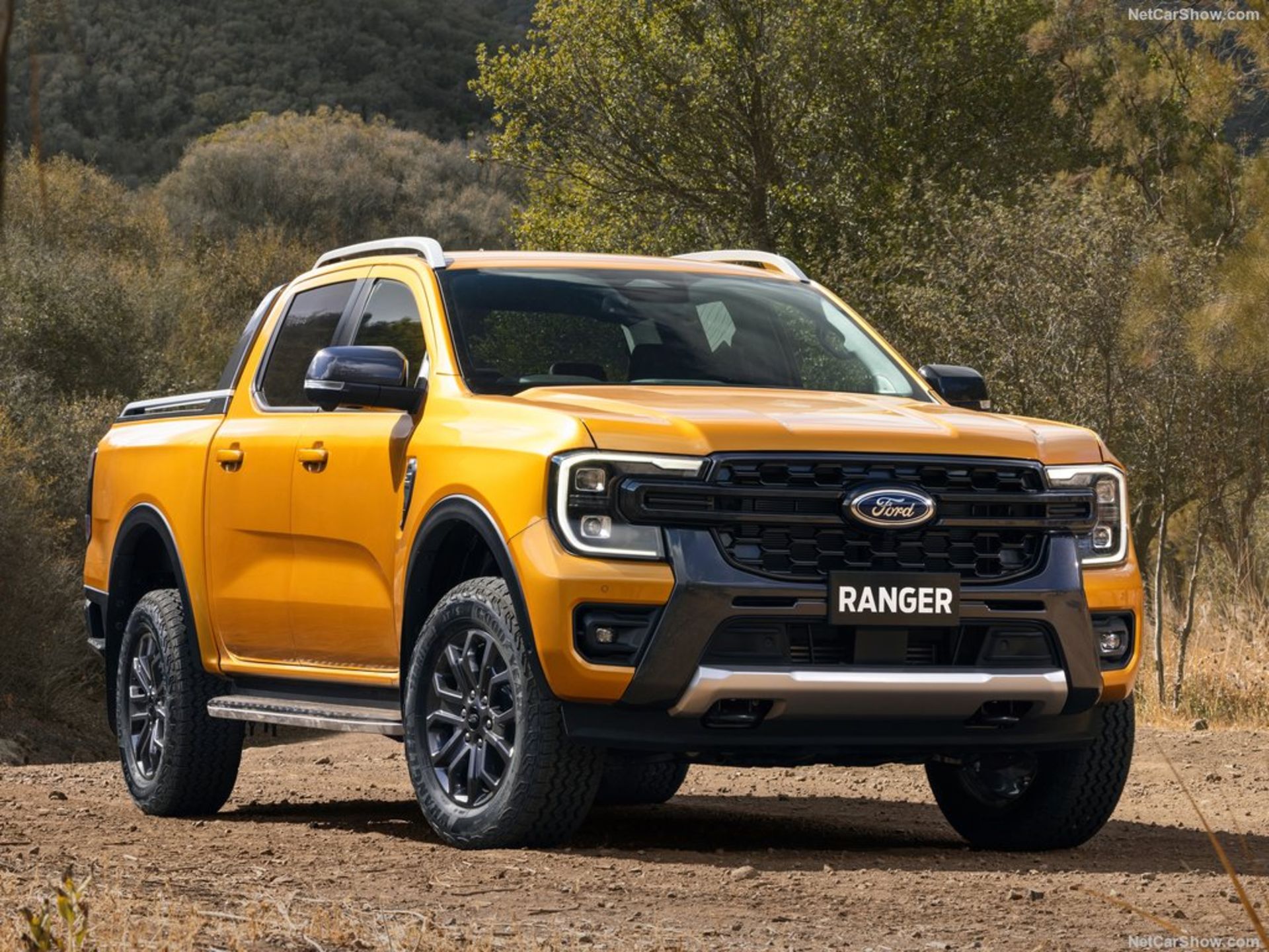 Ford-Ranger-2023-1024-05