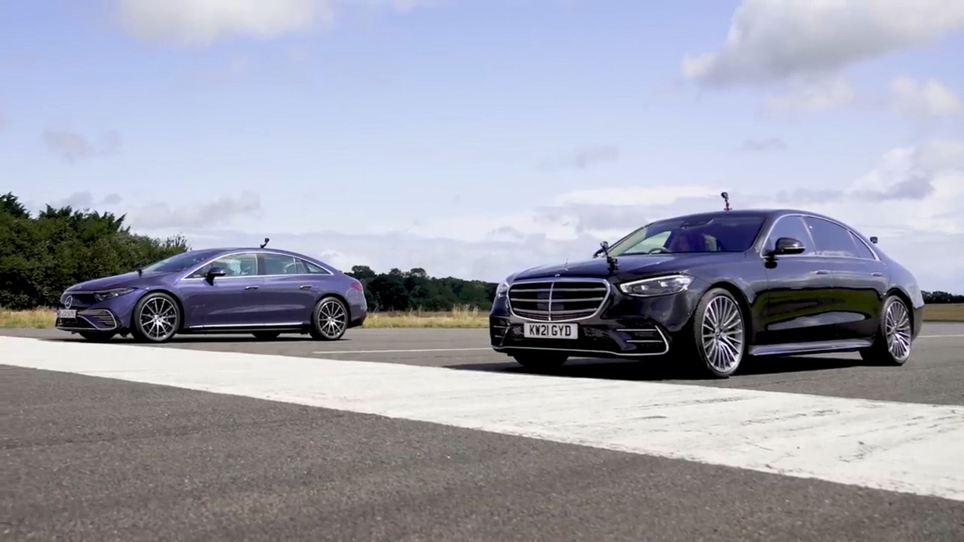 Mercedes S-Class vs EQS DRAG RACE 1
