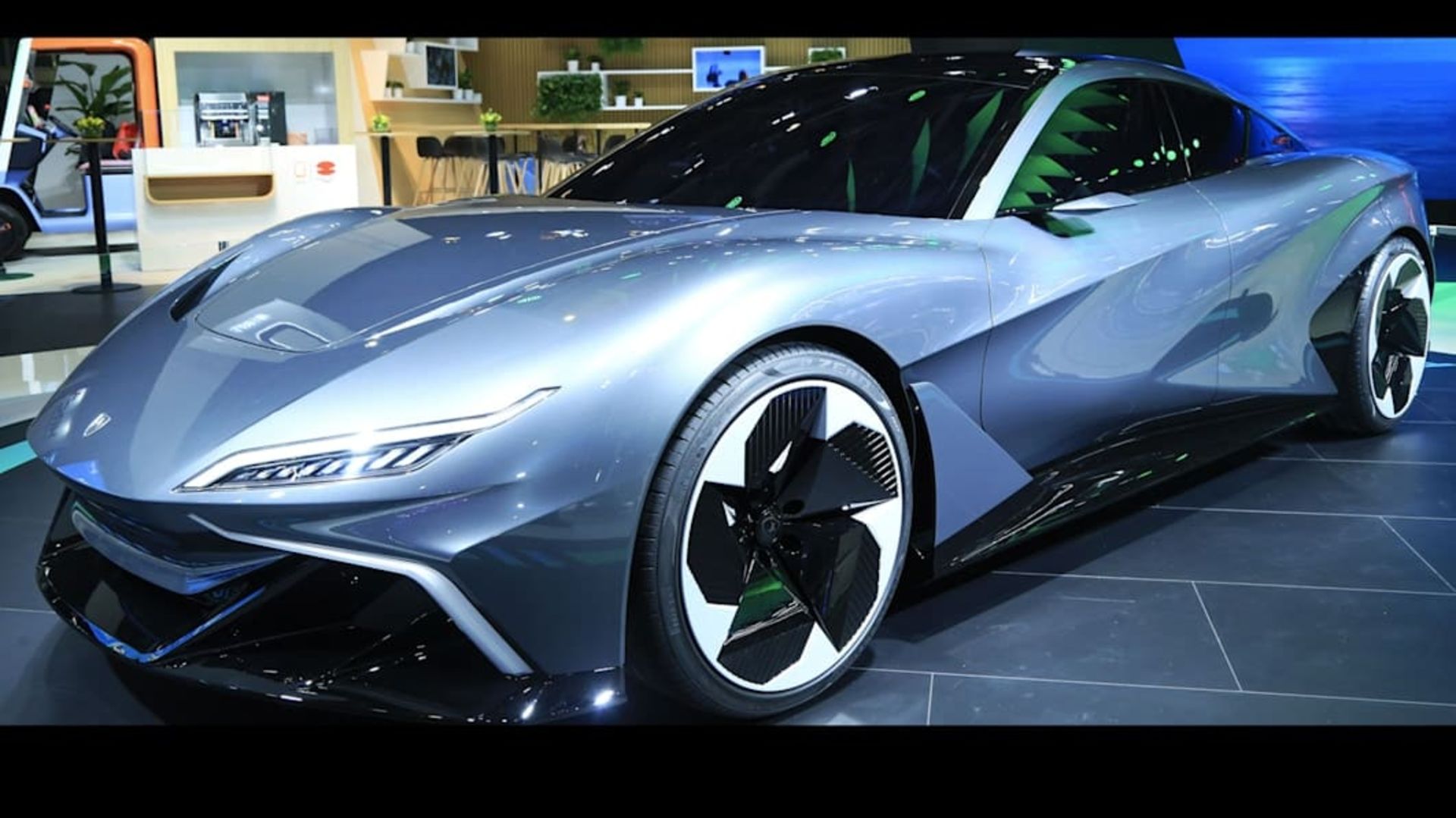 apollo_evision_s_ev_sedan