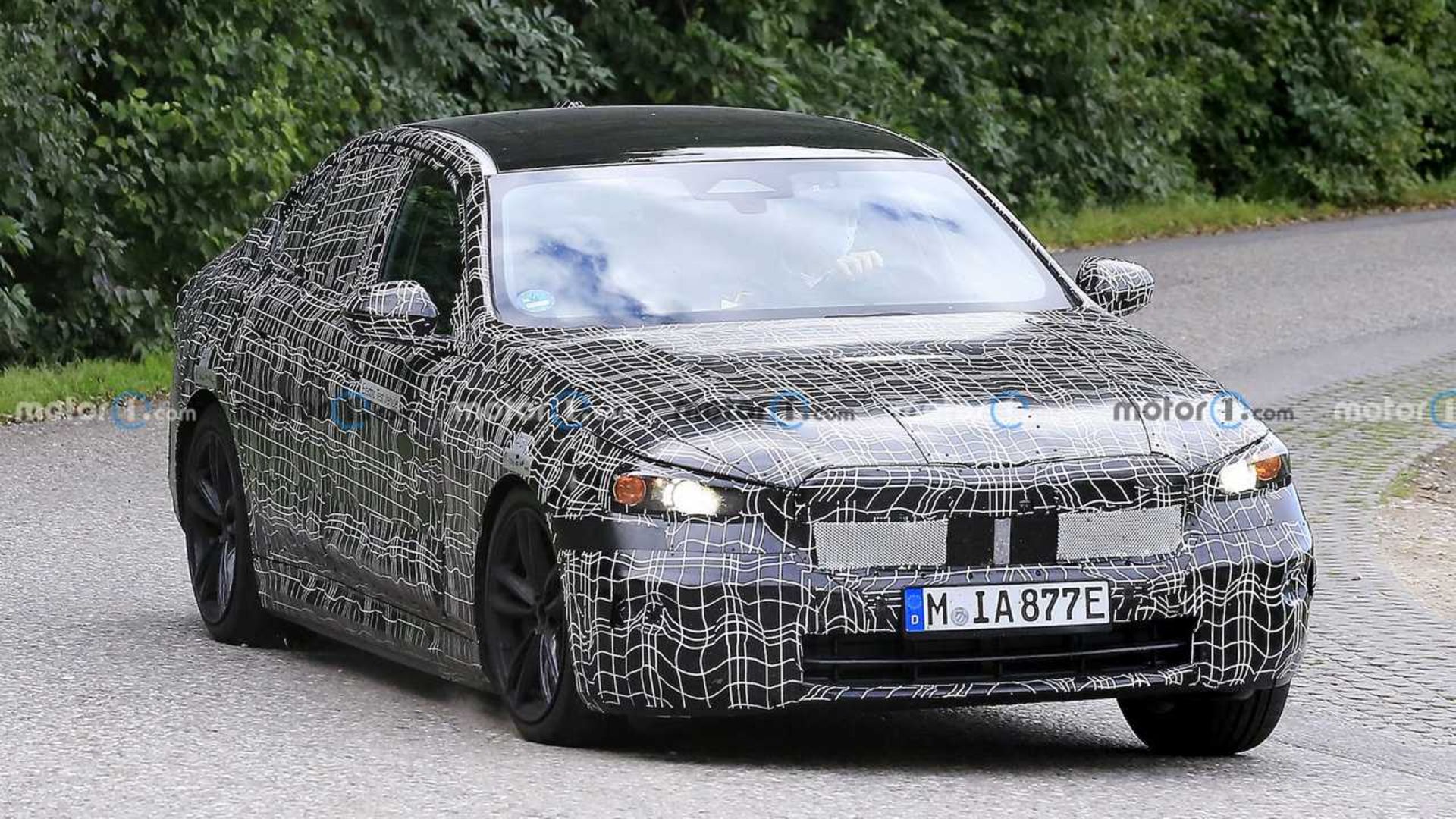 bmw-i5-new-spy-shots