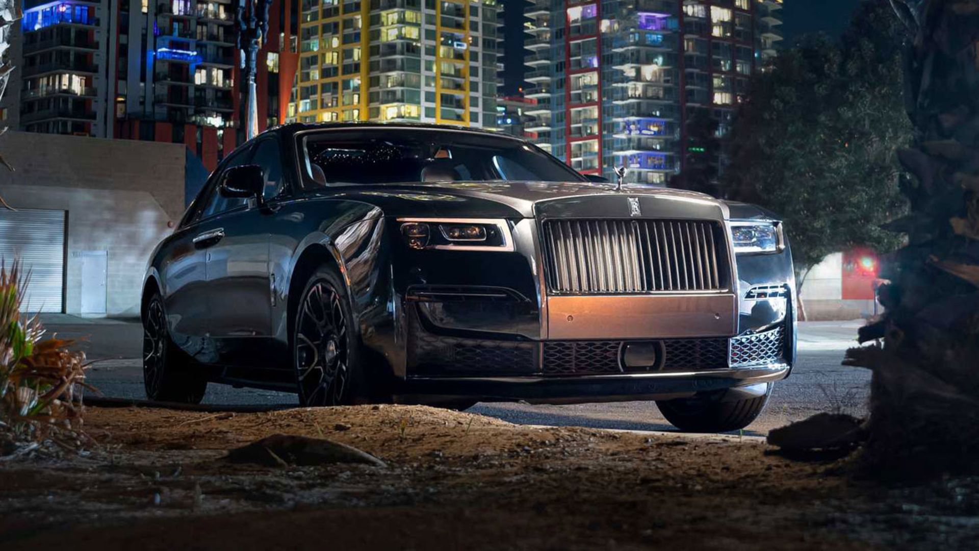 rolls-royce-ghost-black-8
