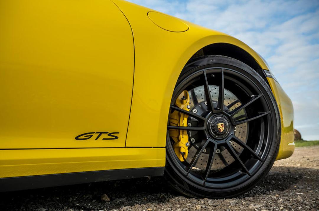 4-porsche-911-gts-2021-uk-first-drive-review-alloy-wheels