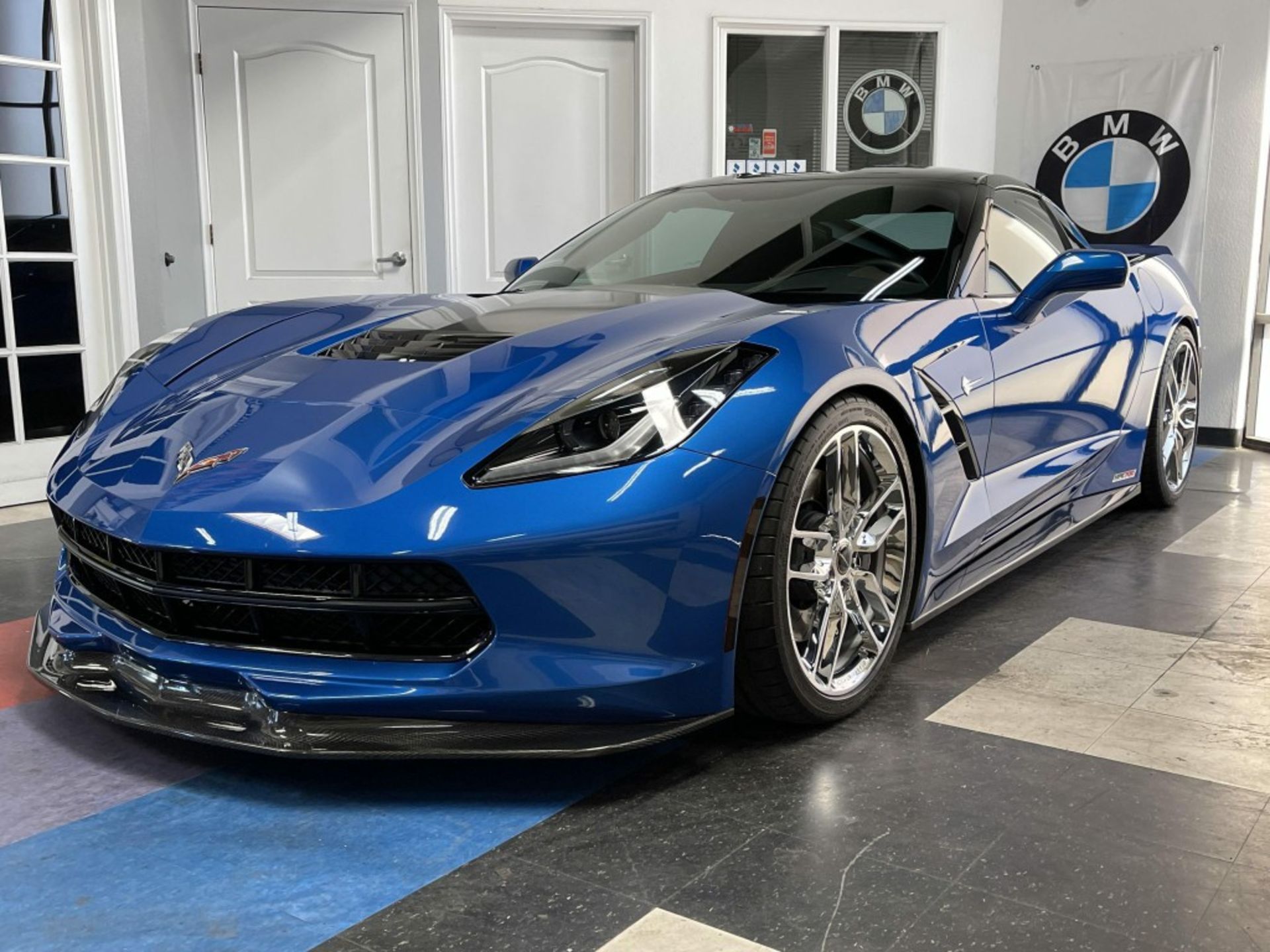 C7-Corvette-Stingray-1