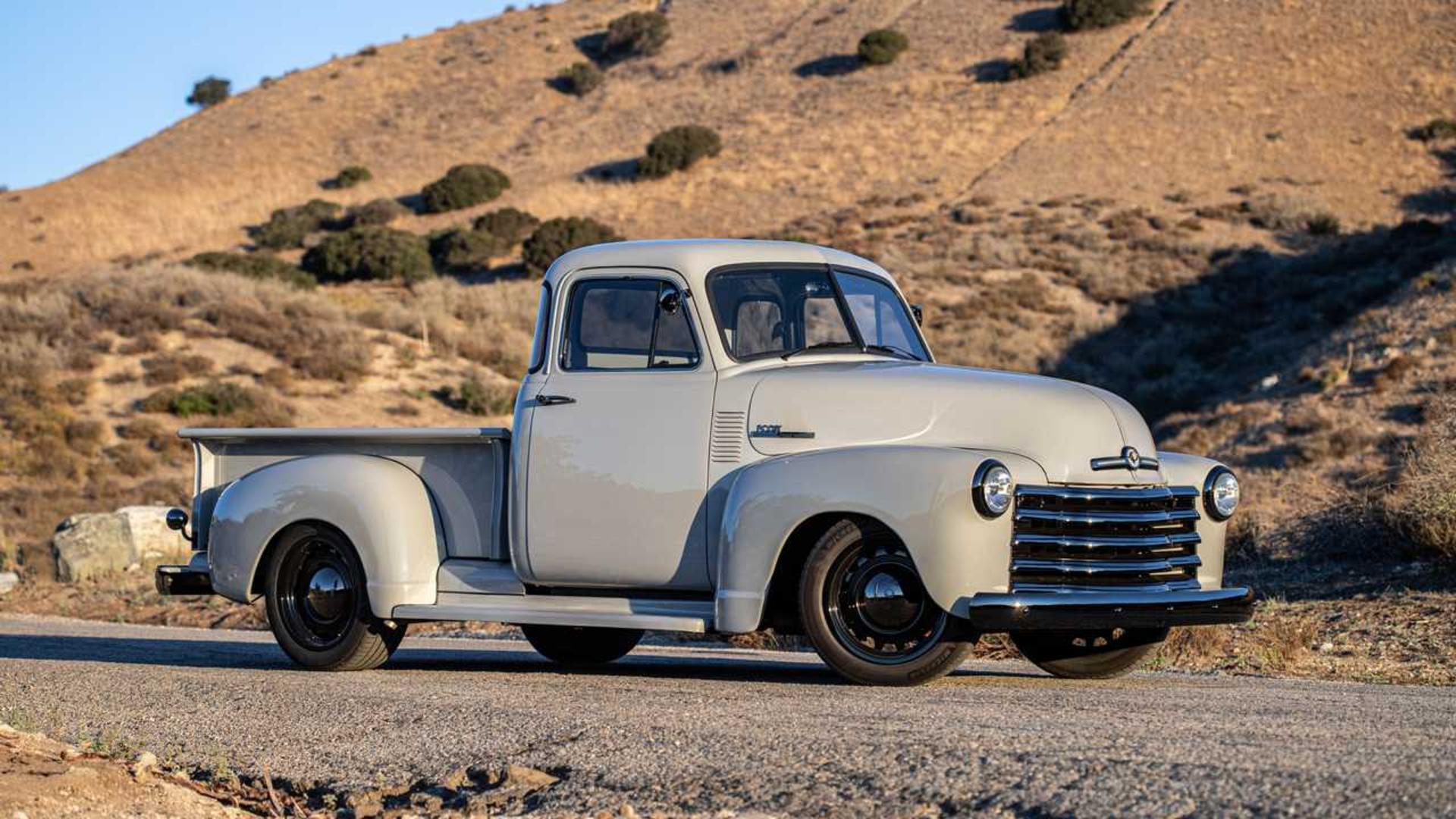 icon-4x4-thiftmaster-new-school-edition-front-34-pass-side