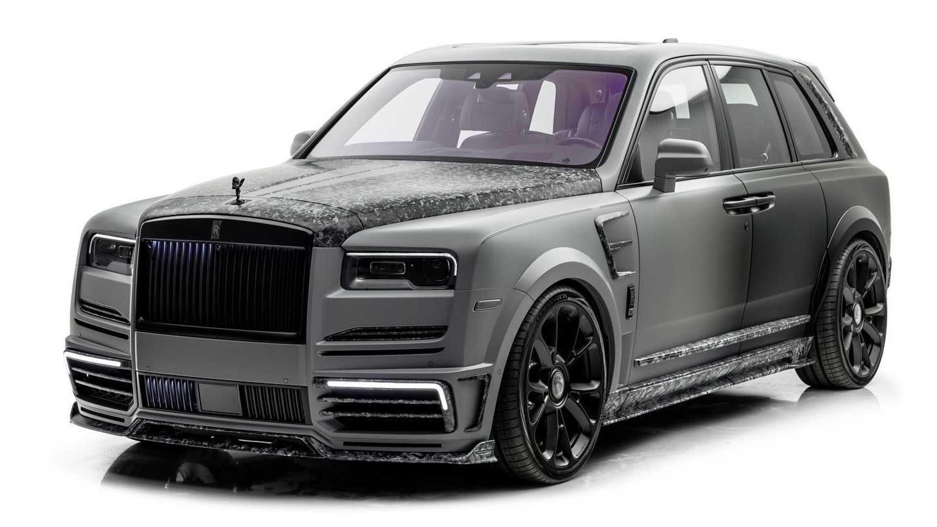 mansory-rolls-royce-cullinan-special-uae-front-corner