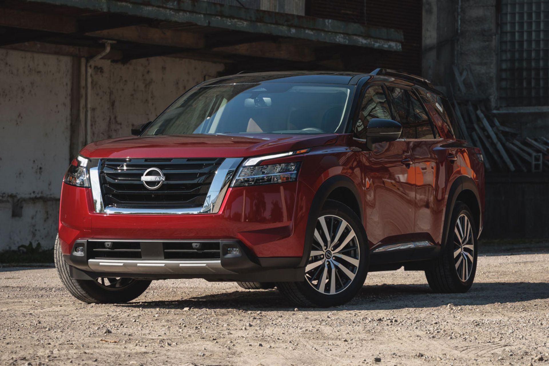 nissan_pathfinder_platinum_